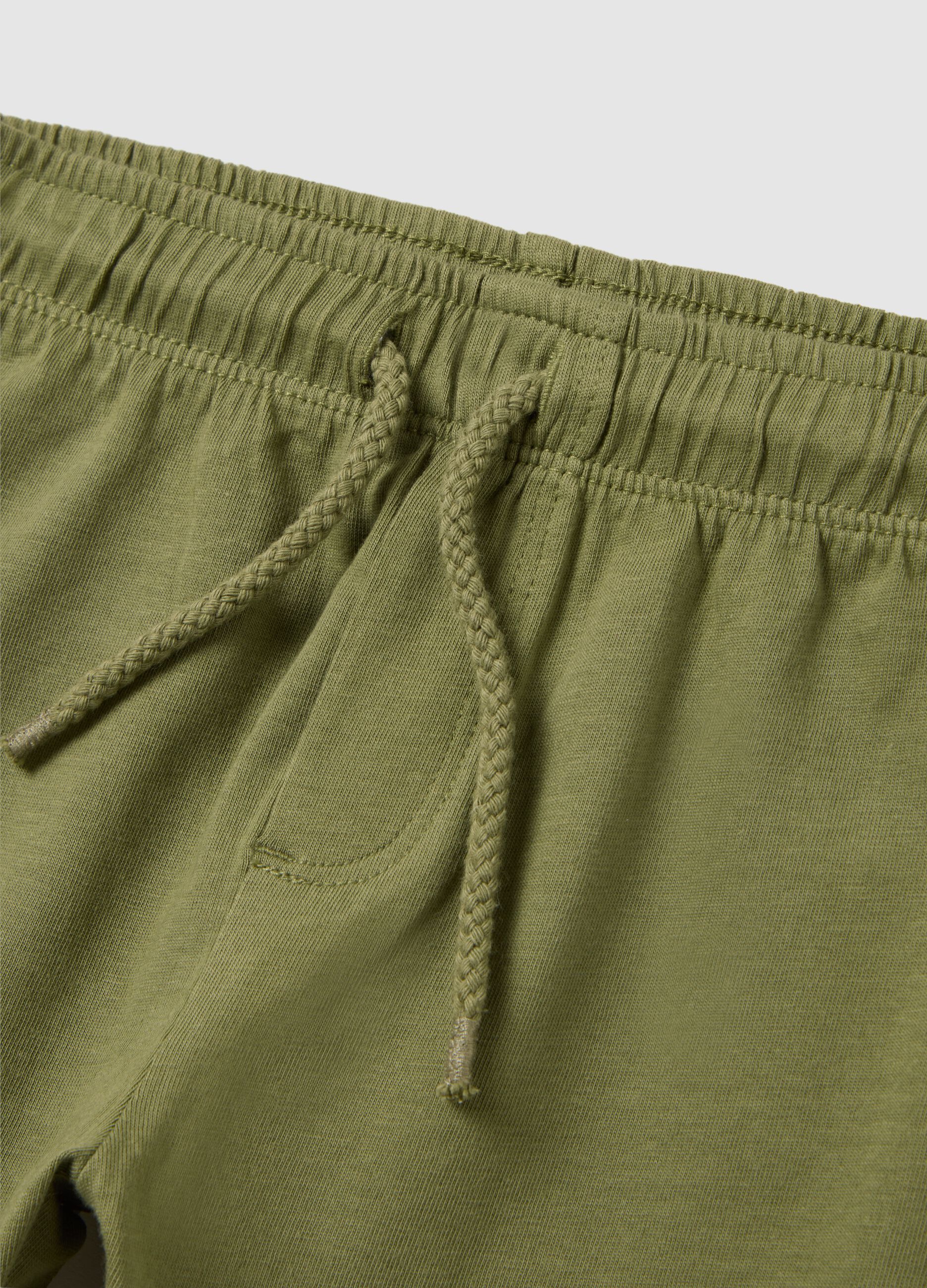 Children's green pure cotton regular fit shorts with drawstring waist