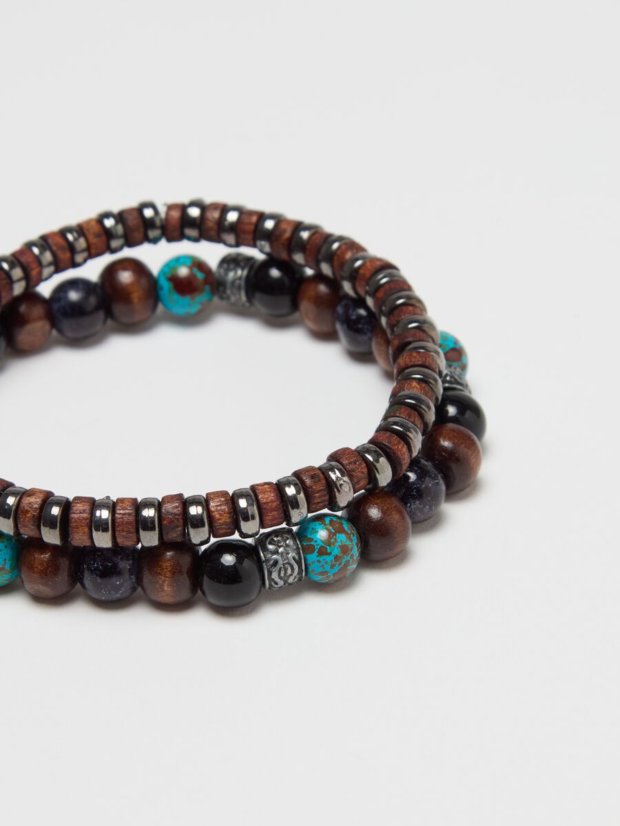 Two-pack bracelets with beads and silver details_1