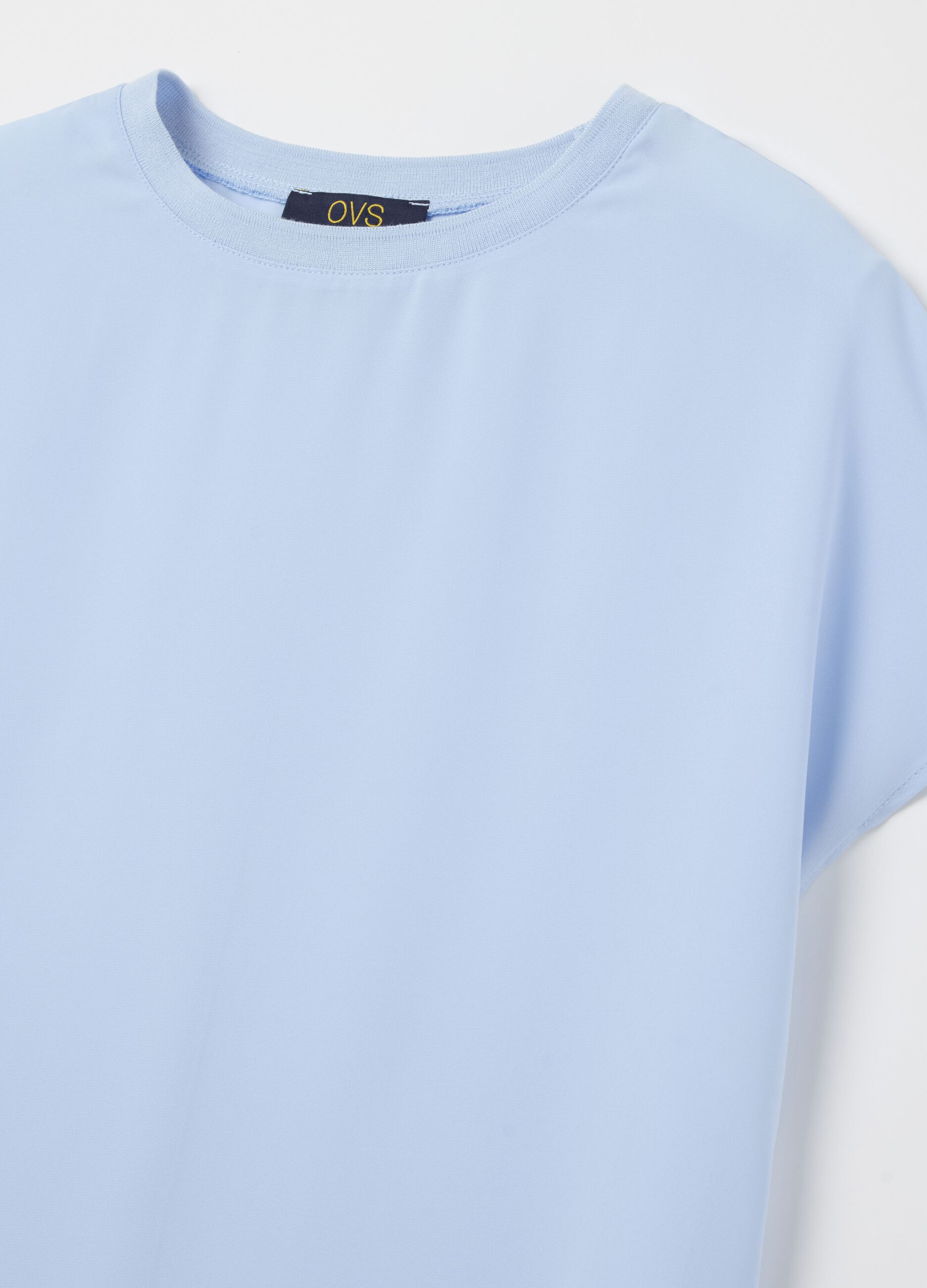 Solid colour blouse in crêpe