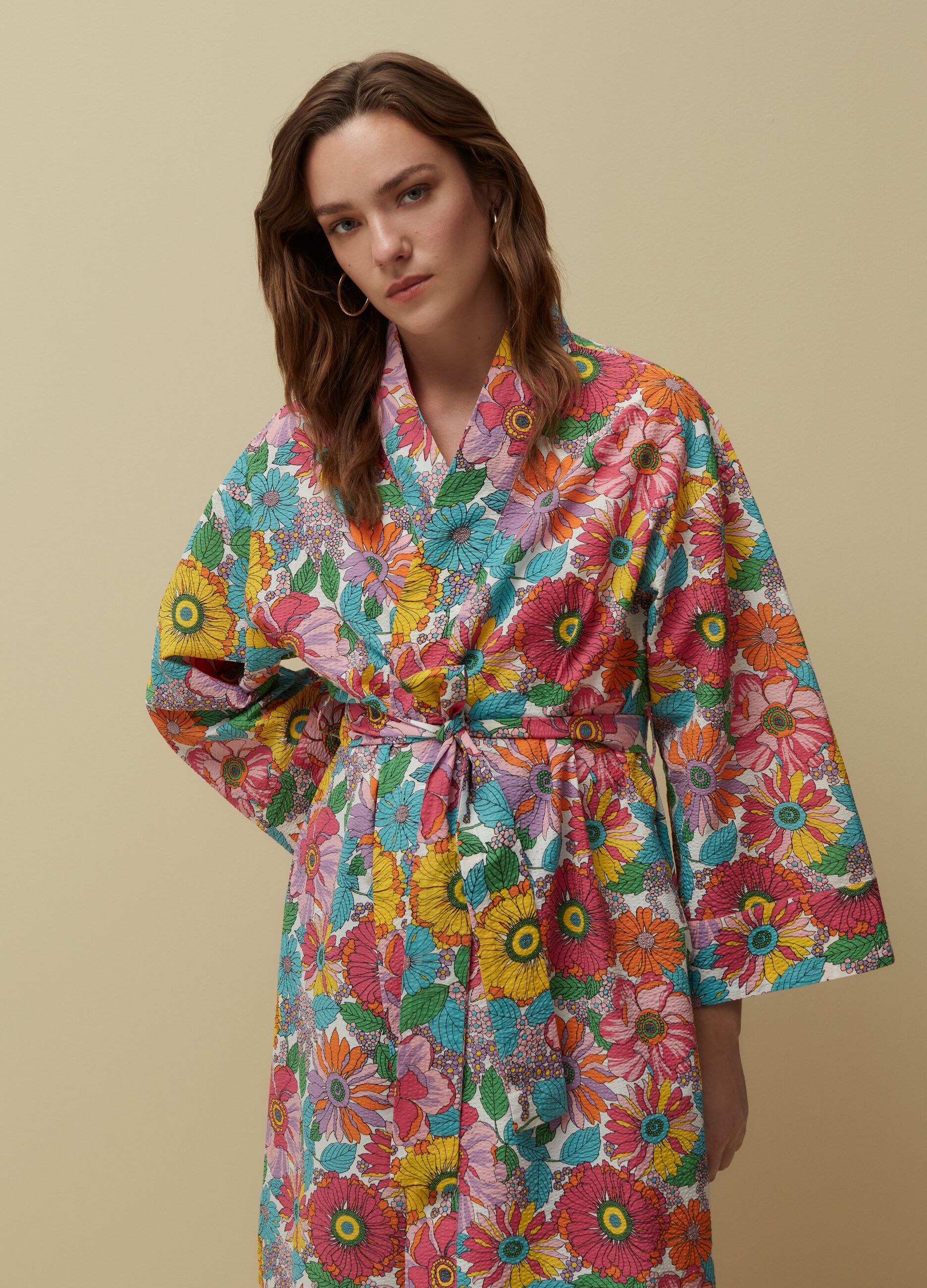 Long kimono with floral print