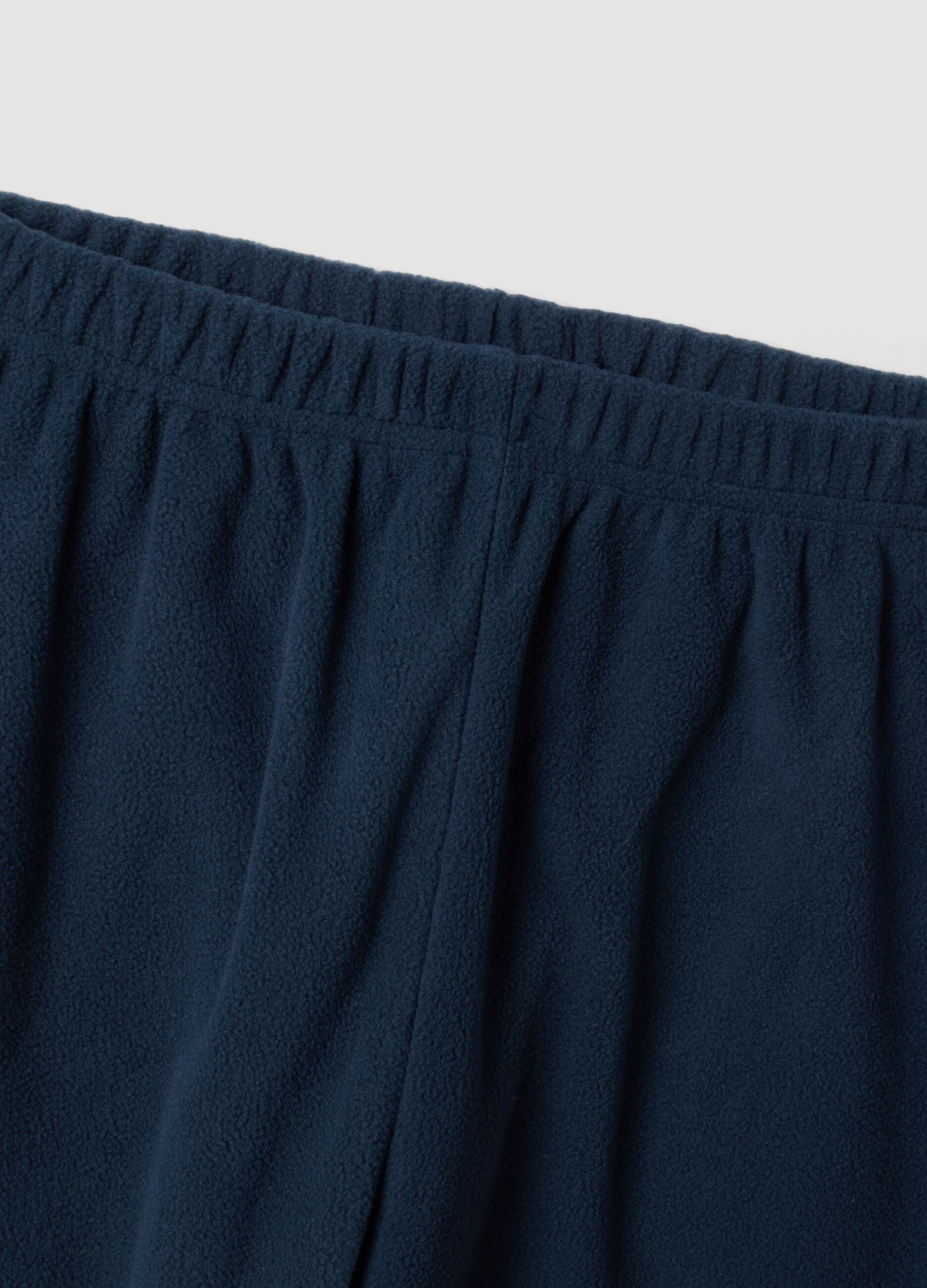 Blue crew-neck fleece pyjamas with long trousers, regular fit