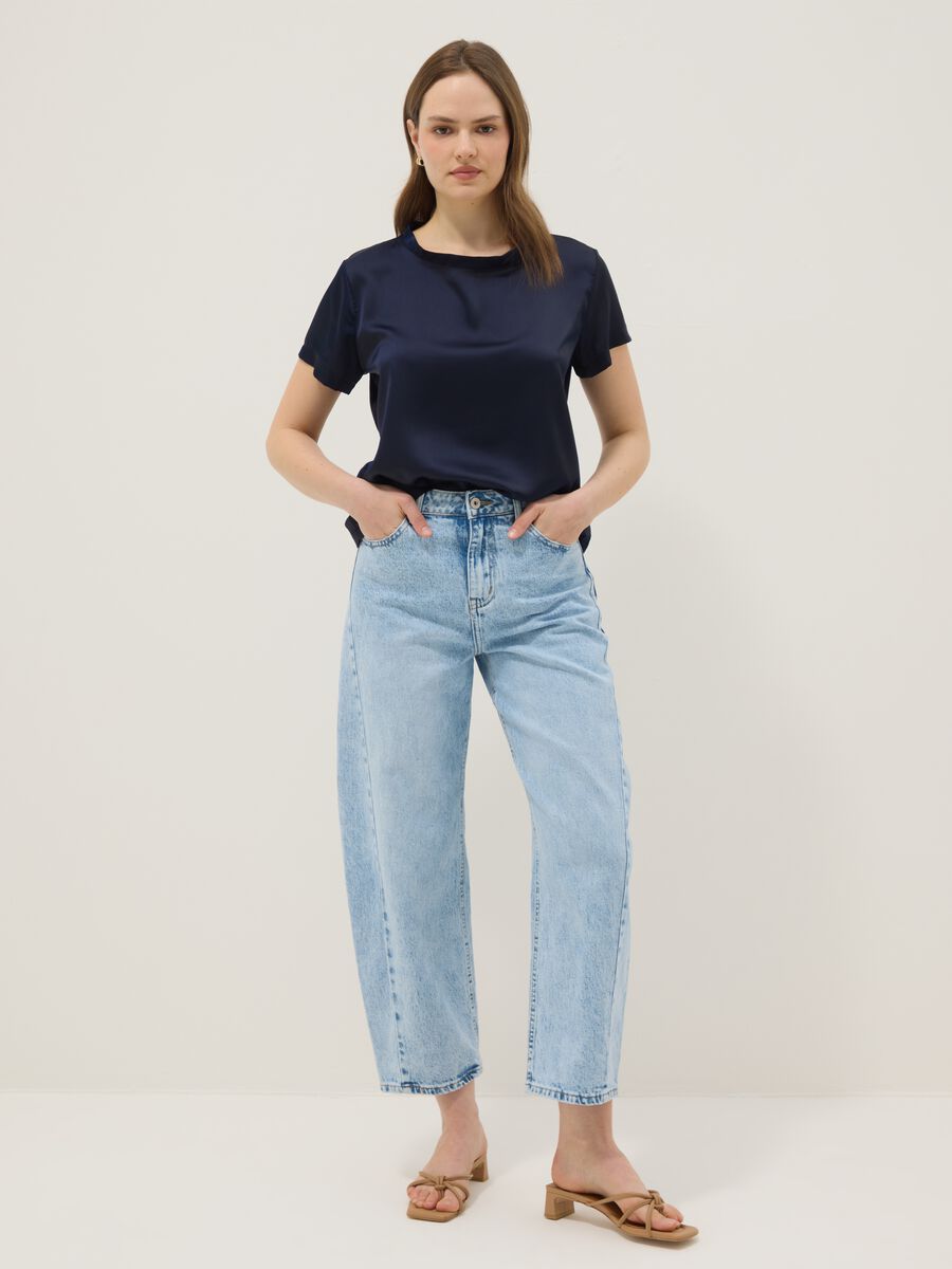 Blue short-sleeve T-shirt with soft neckline, regular fit_1