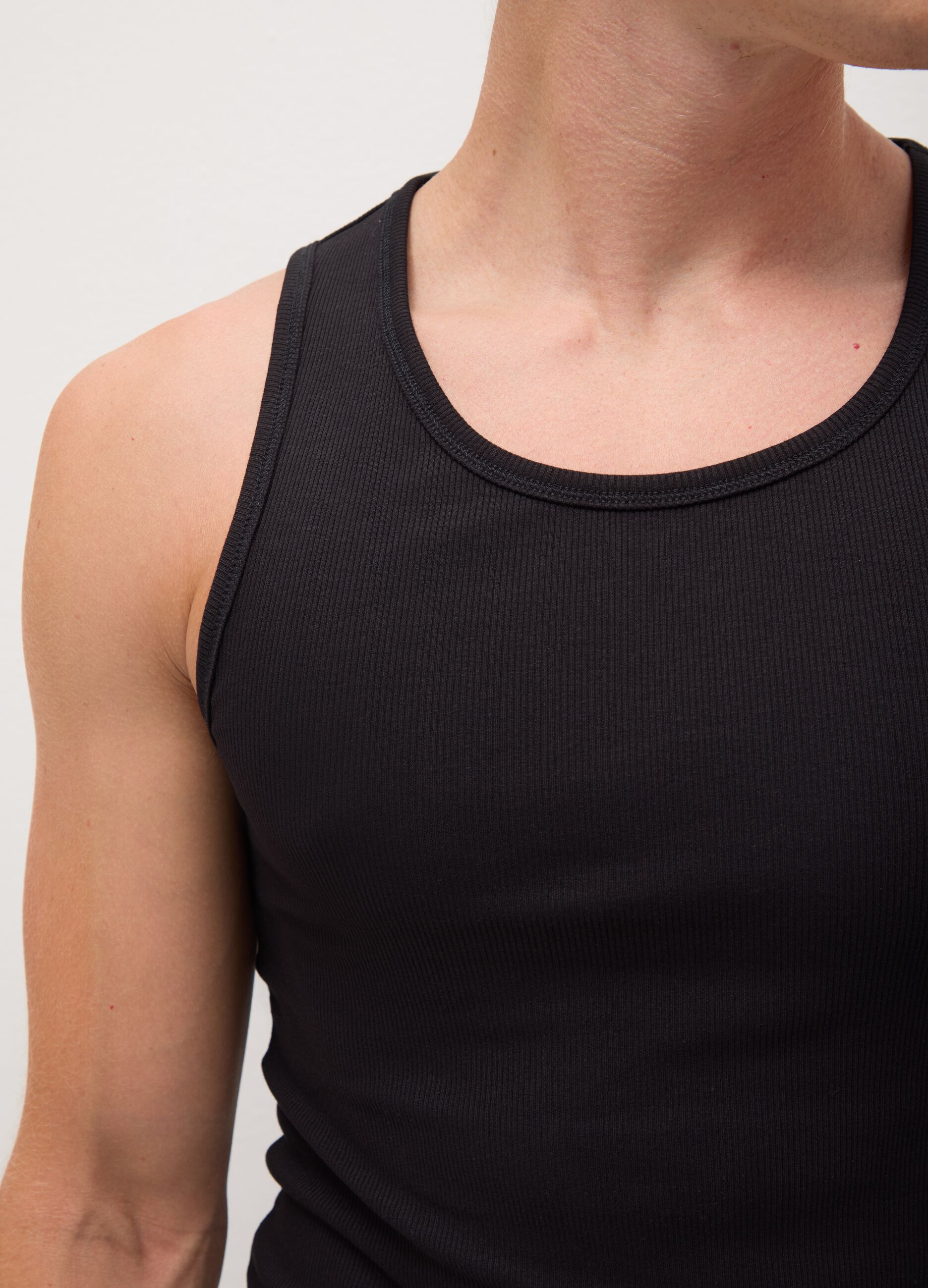 Men's Black Fitted Stretch Cotton Vest