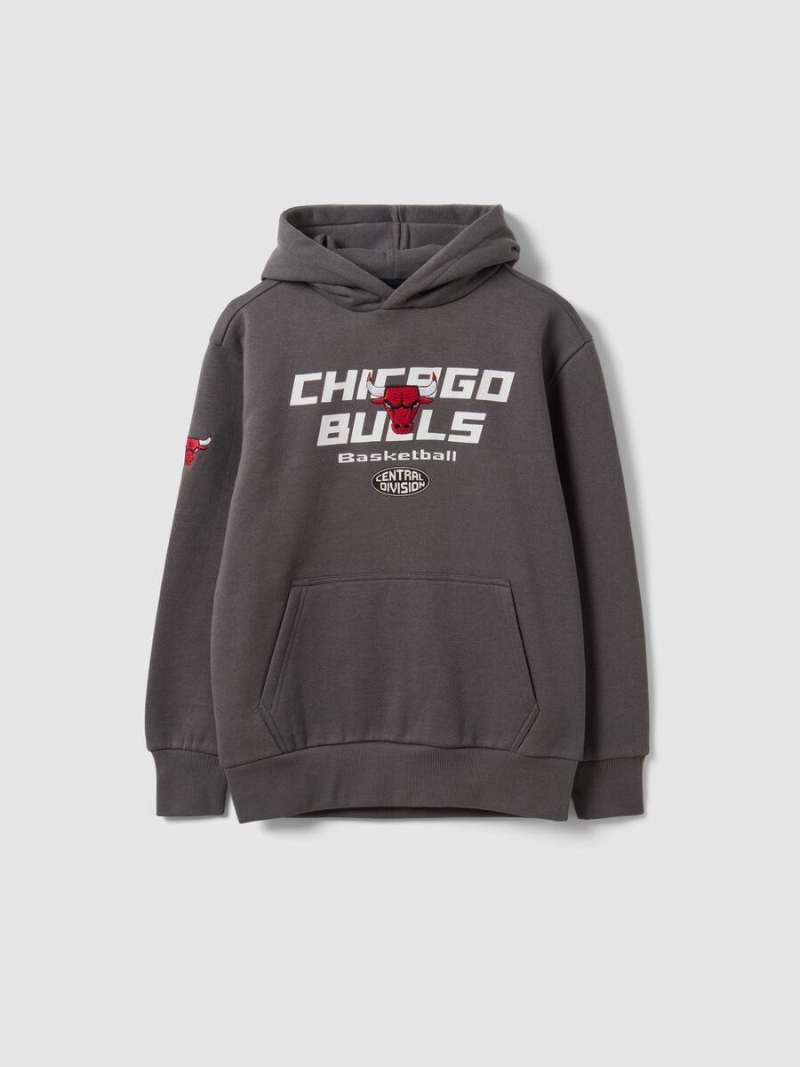 Grey cotton-blend hooded sweatshirt with Chicago Bulls print for boys_0