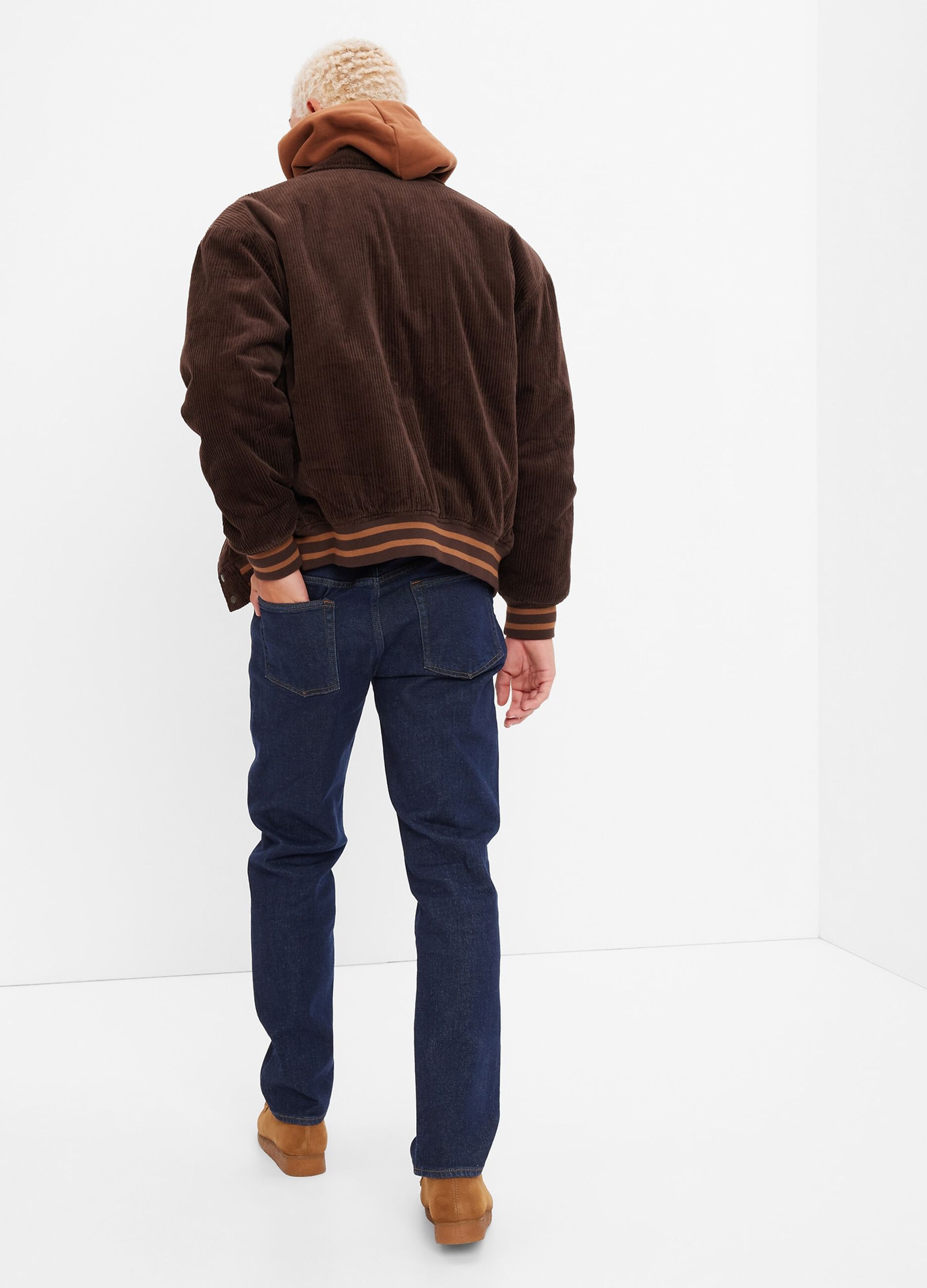 Slim-fit jeans