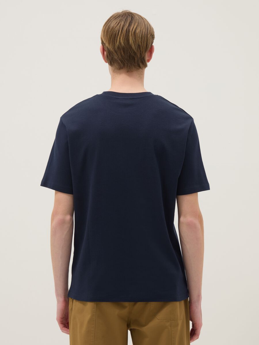 T-shirt The Iconic Tee blu scuro in puro cotone relaxed fit_3