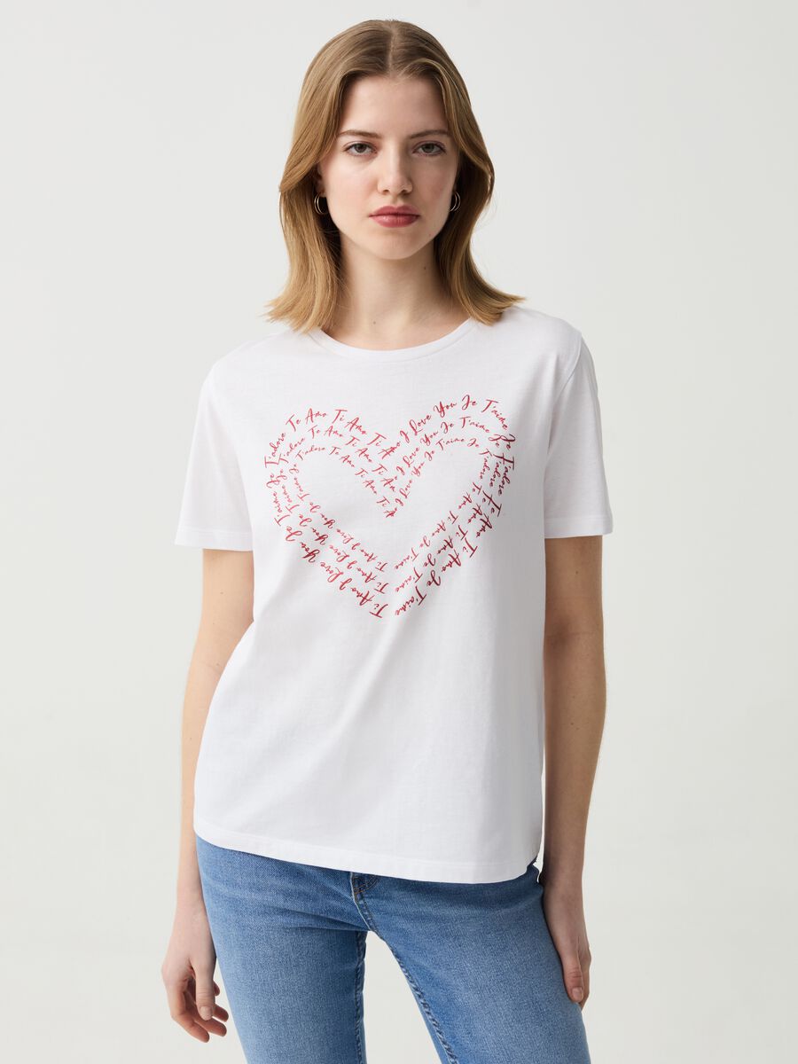 T-shirt con stampa glitter cuore lettering_0