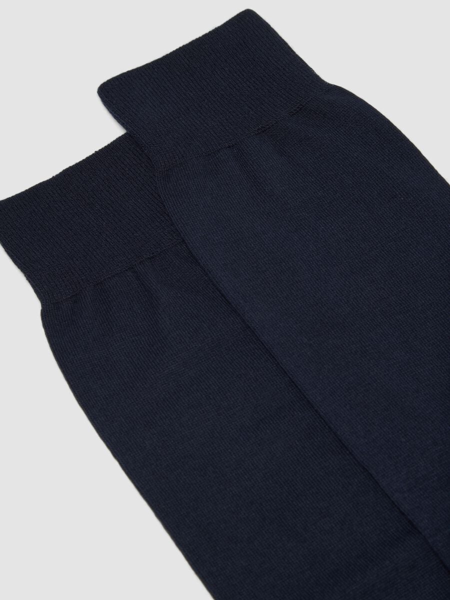 Blue long socks in stretch cotton_1