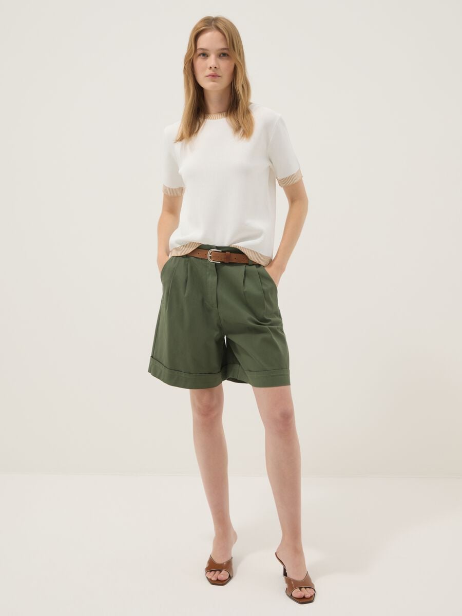Green stretch cotton shorts_0