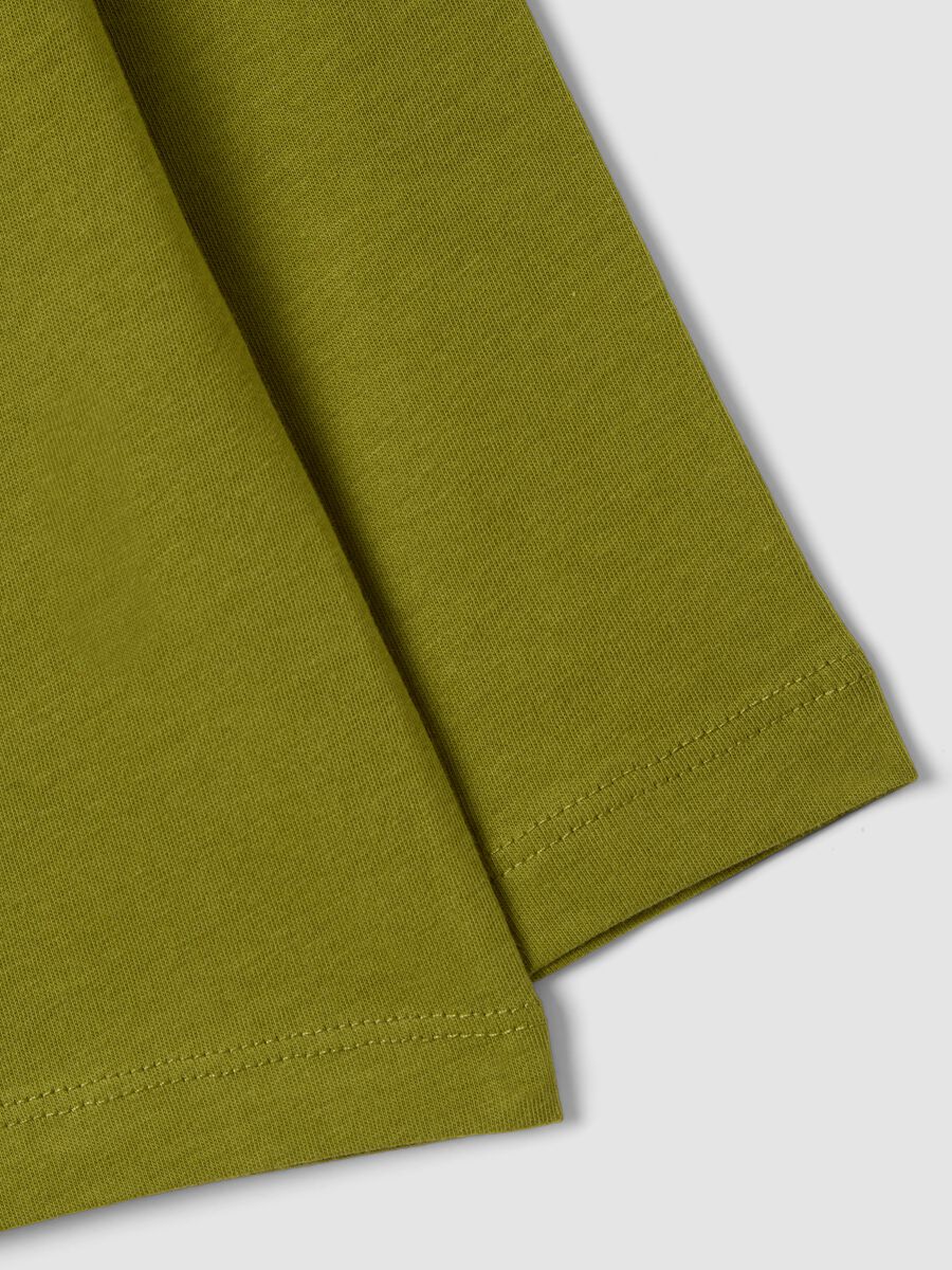 Green oversized T-shirt in pure organic cotton with racing print for boys_3