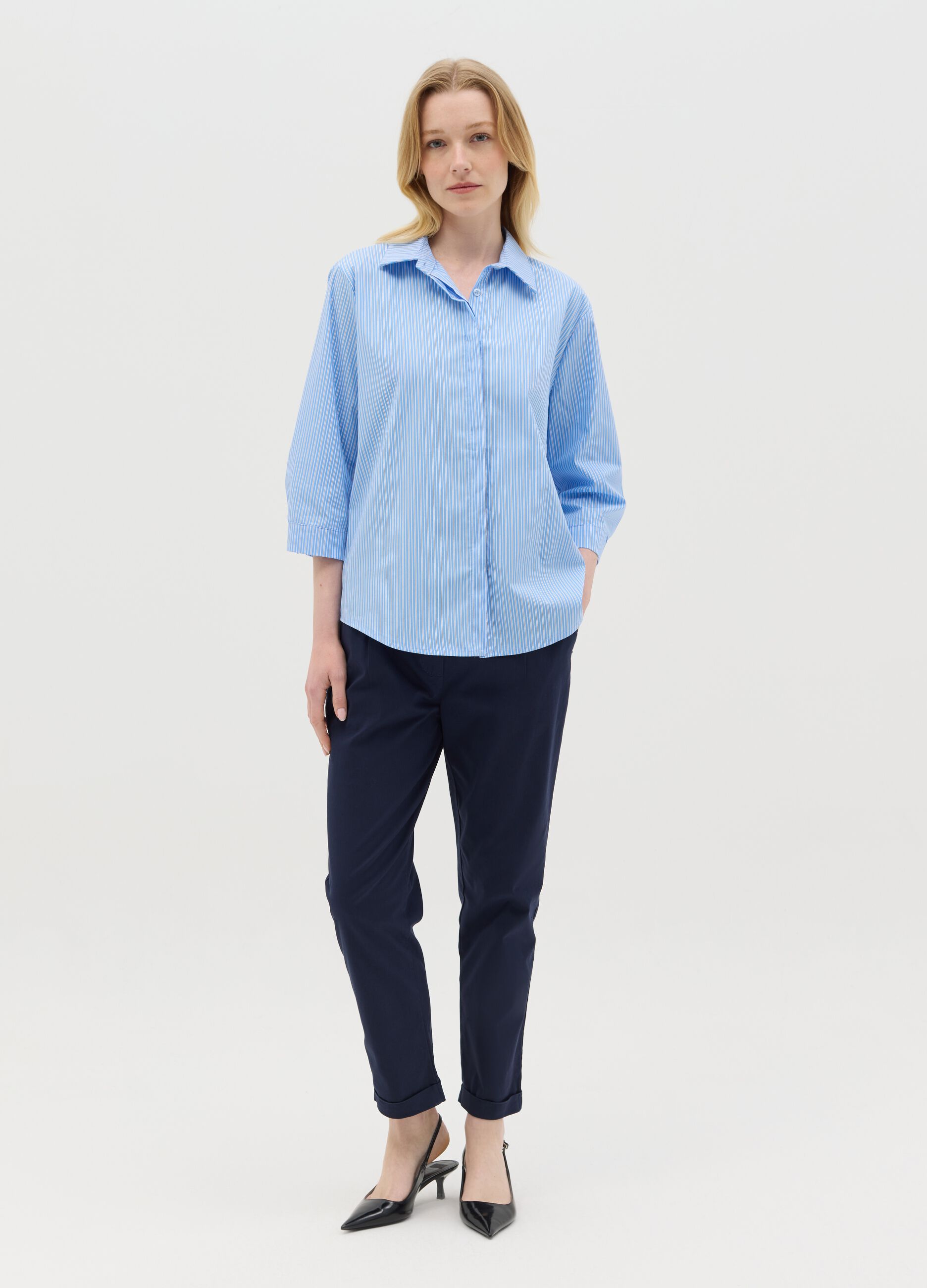 Blue cropped trousers in stretch cotton