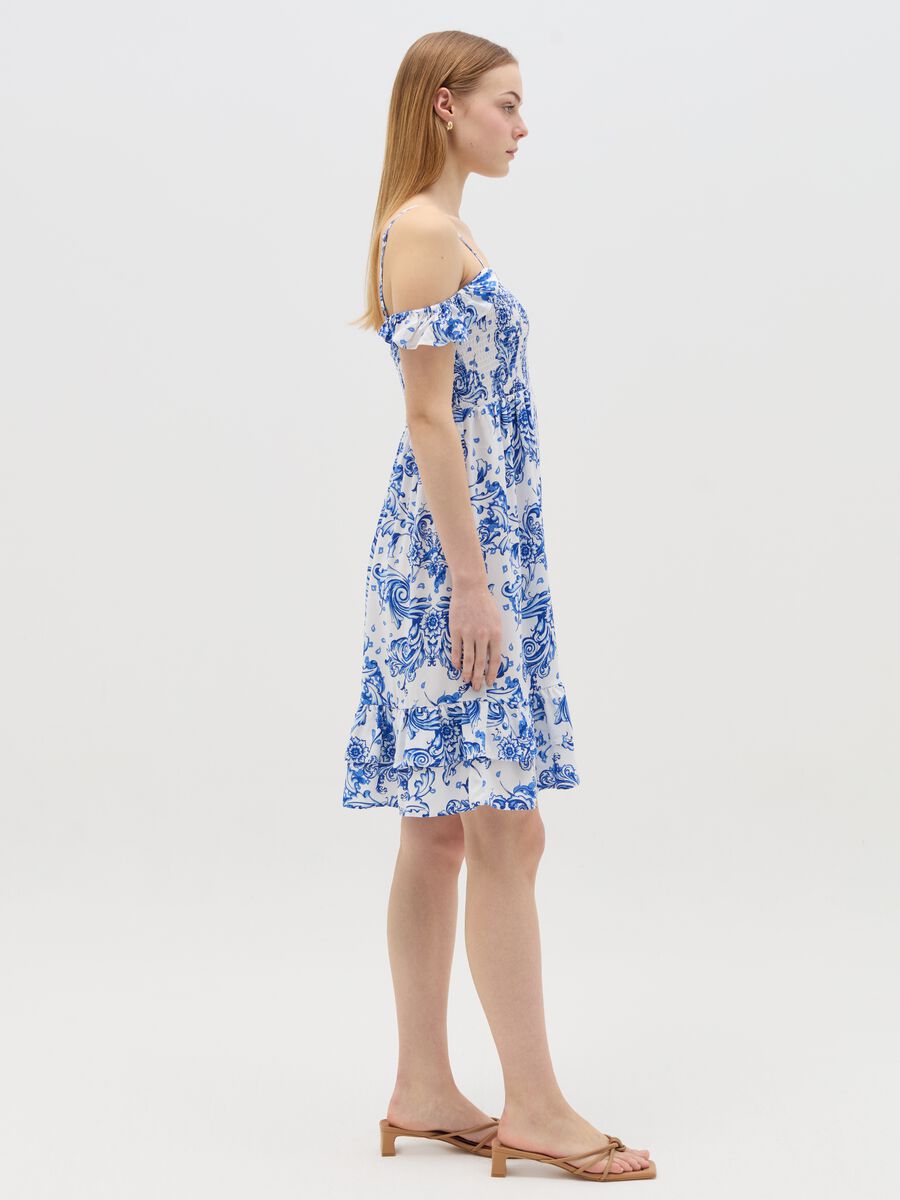 Short off-the-shoulder maternity dress_2