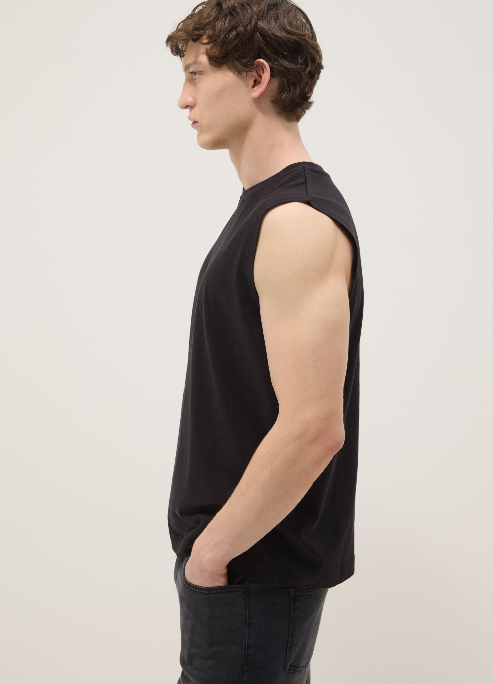Black pure cotton vest