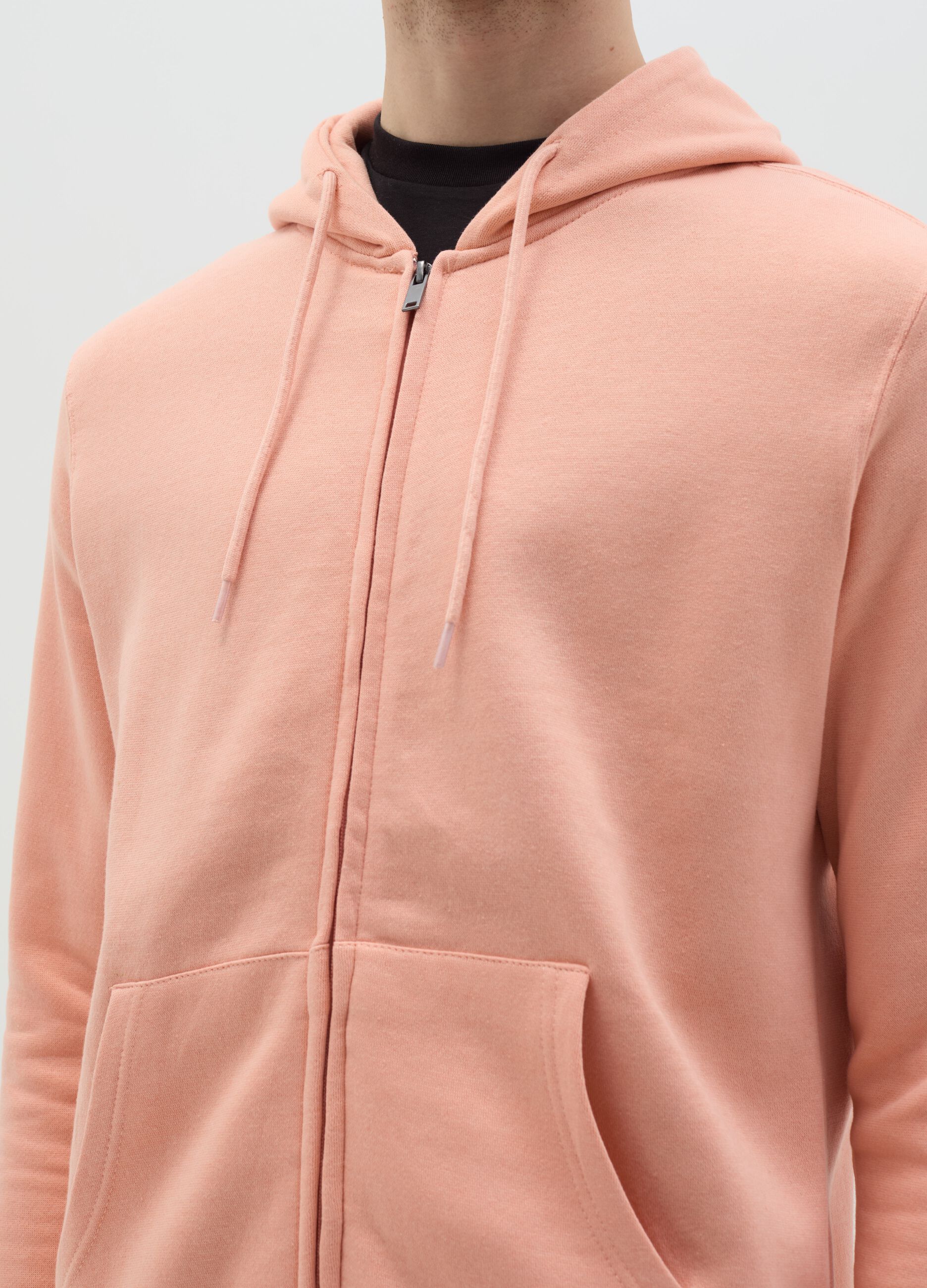Full-zip Essential con cappuccio