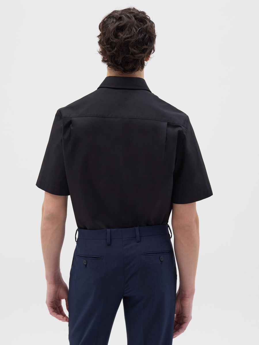 Regular-fit easy-iron shirt with short sleeves_3