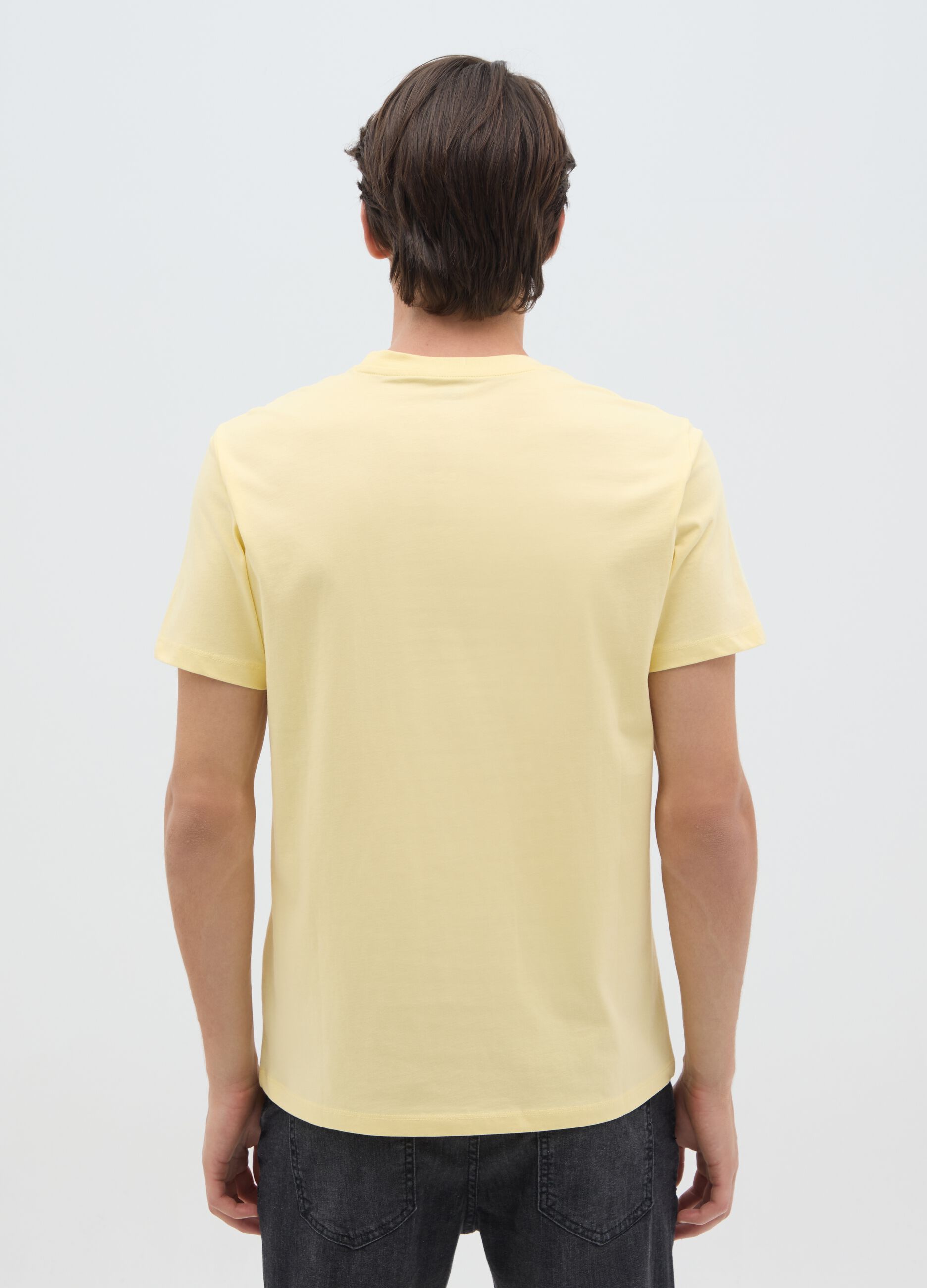 T-shirt da uomo in puro cotone gialla regular fit