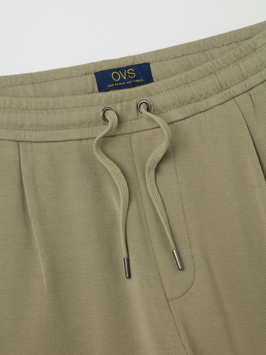 Chino Bermuda shorts in cotton with drawstring_5