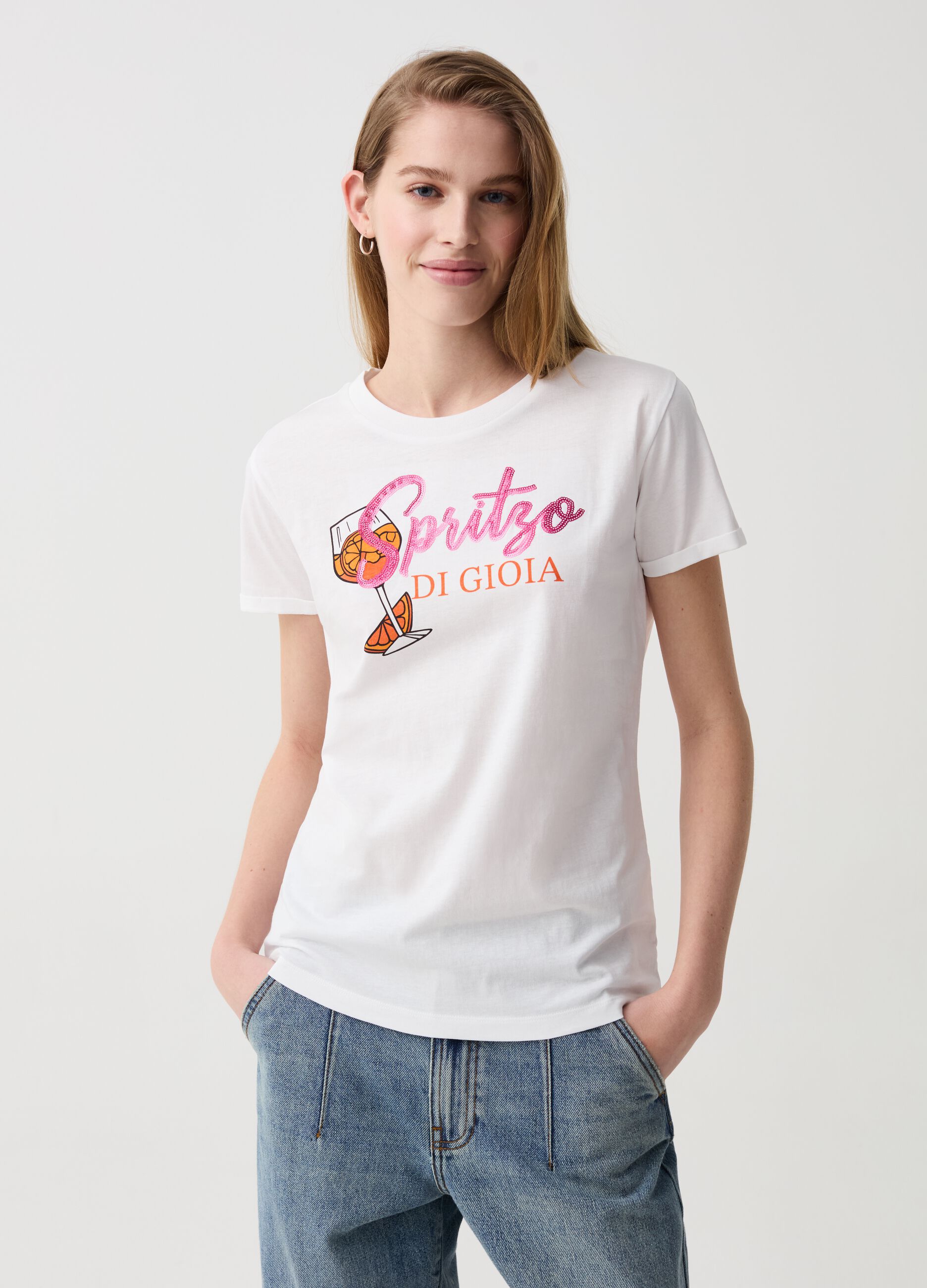 T-shirt con stampa Spritz e paillettes