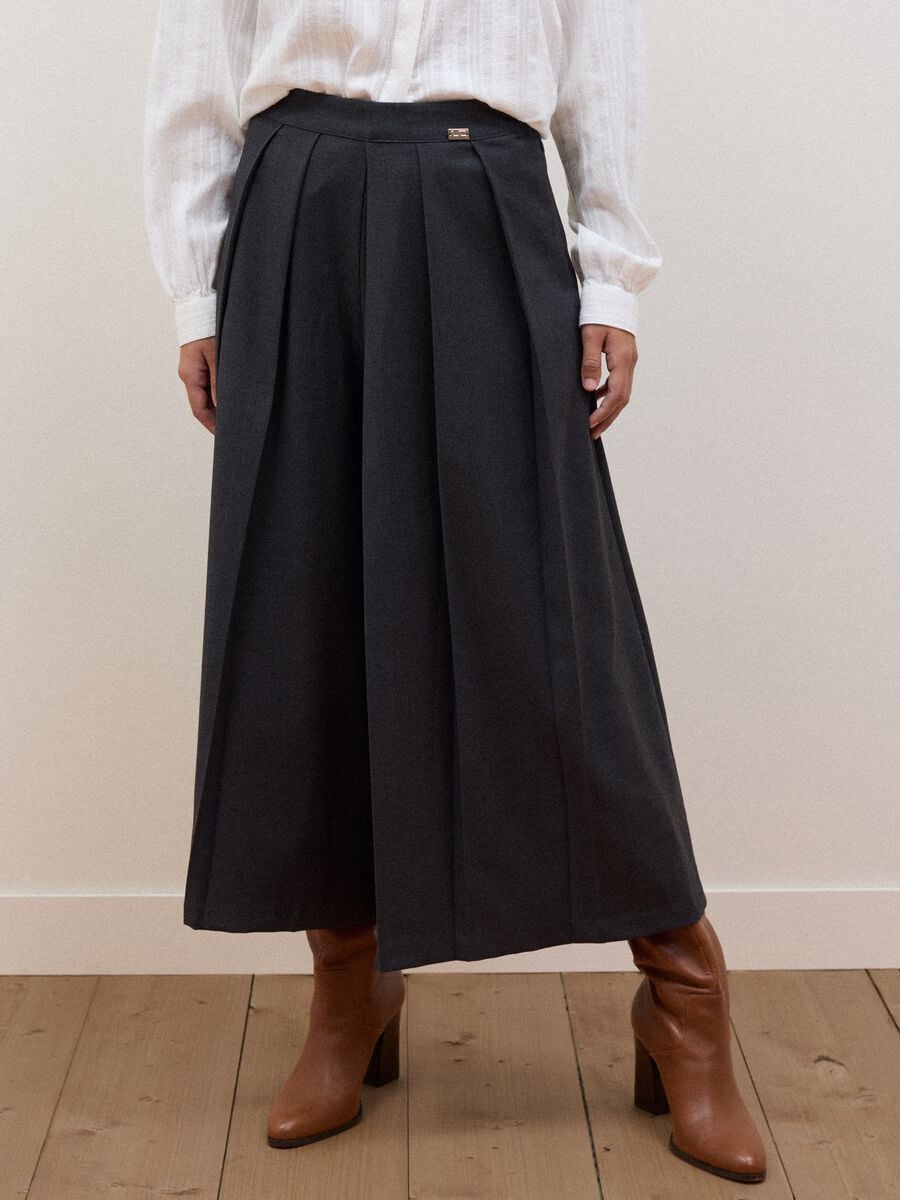 Grey pleated stretch viscose culotte skirt_1