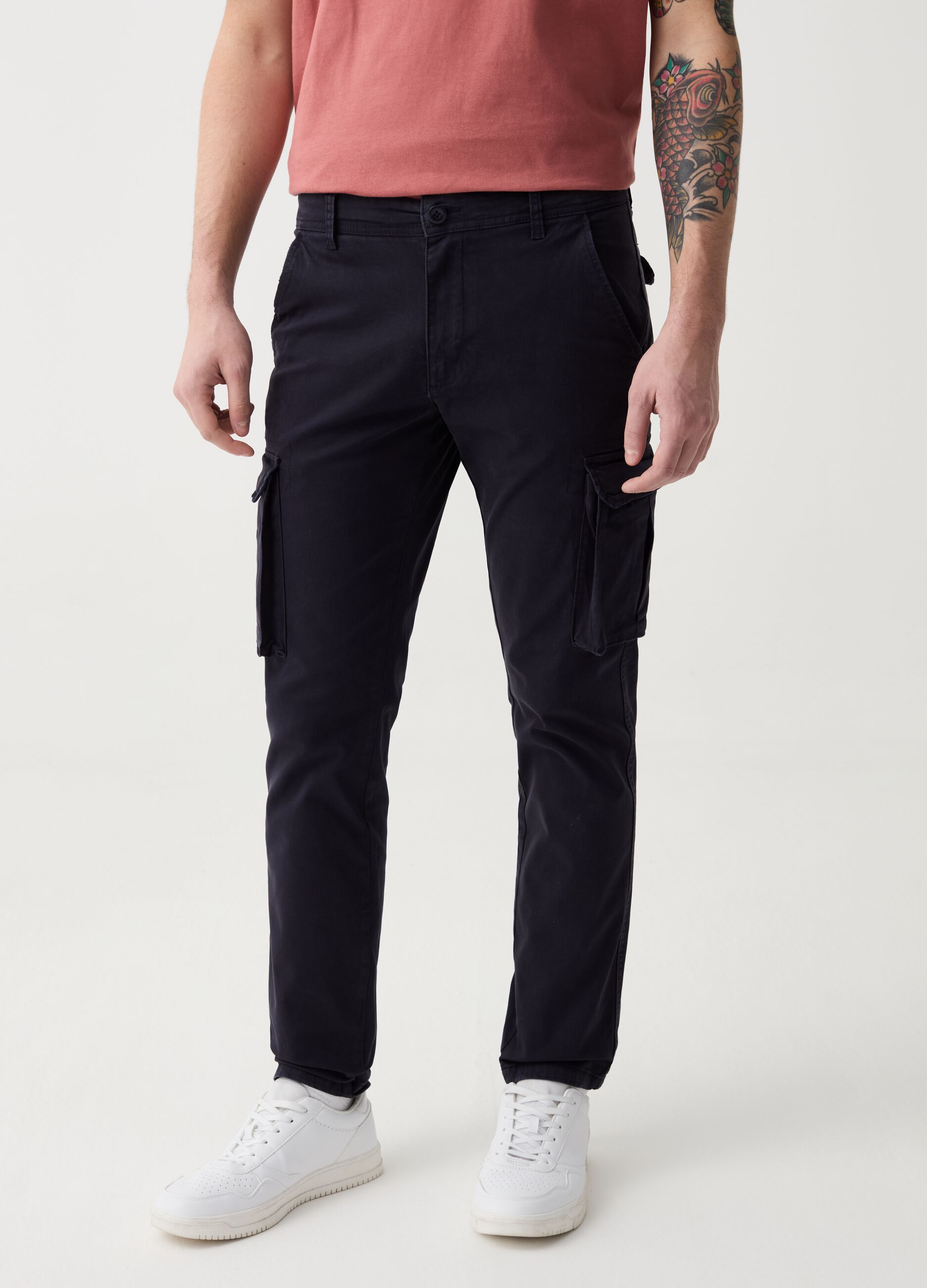 Pantalone cargo slim fit in twill stretch