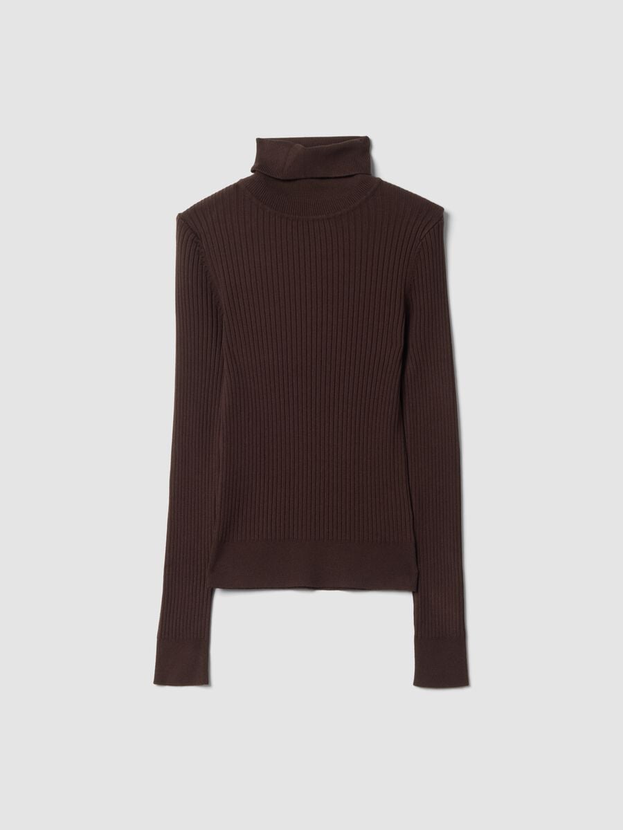 Maglia marrone in misto viscosa a costine dolcevita_0