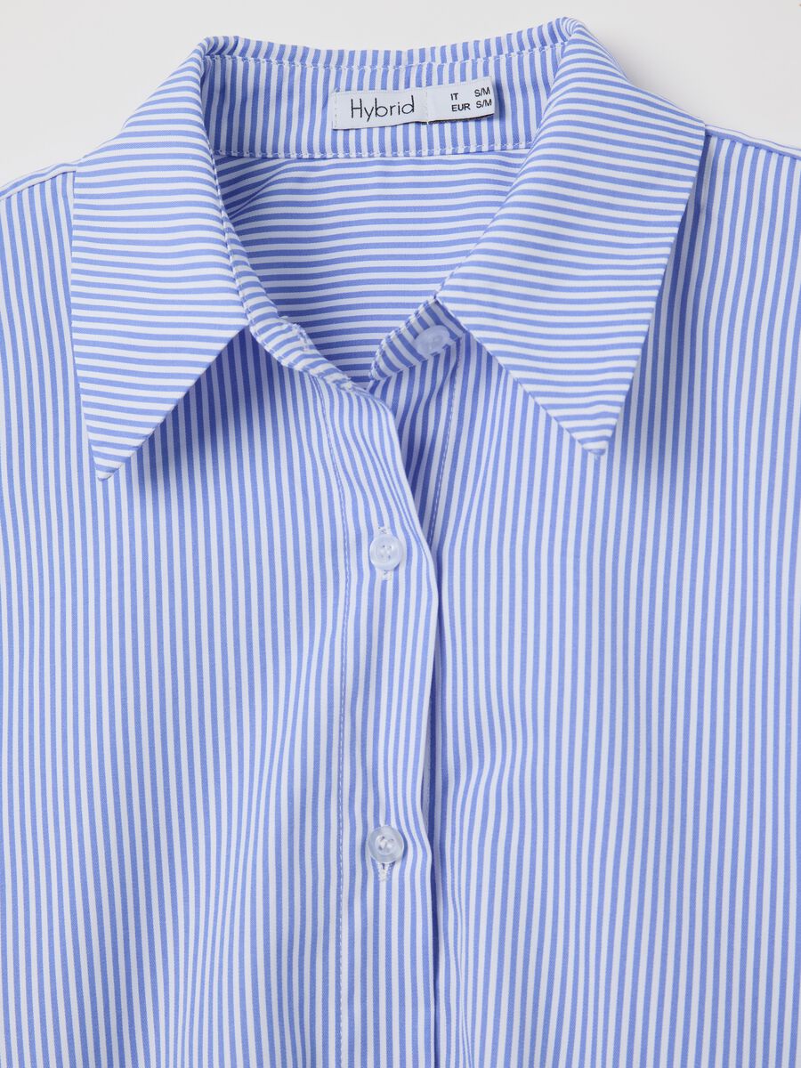 Oversized cardigan with white and blue stripes_5