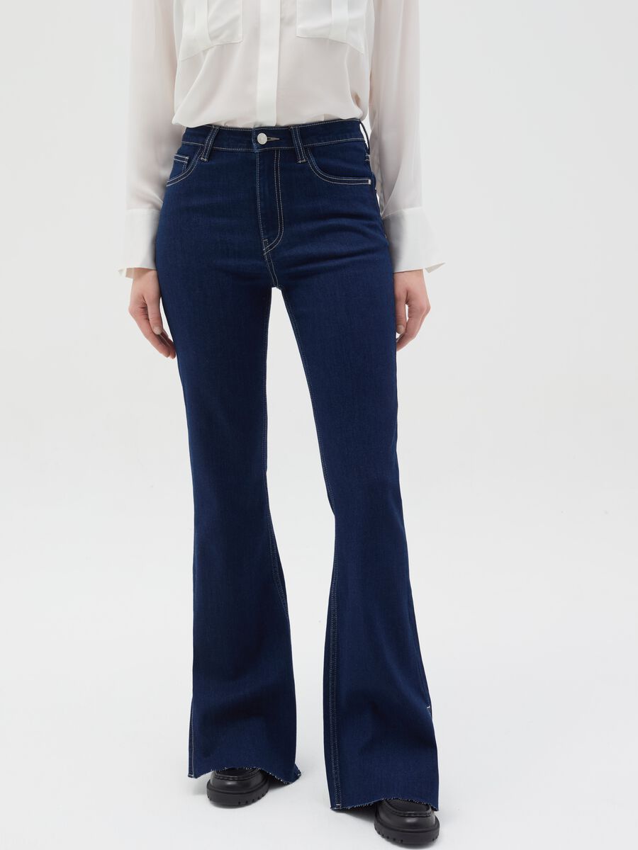 Flare-fit bootcut jeans with slits_1