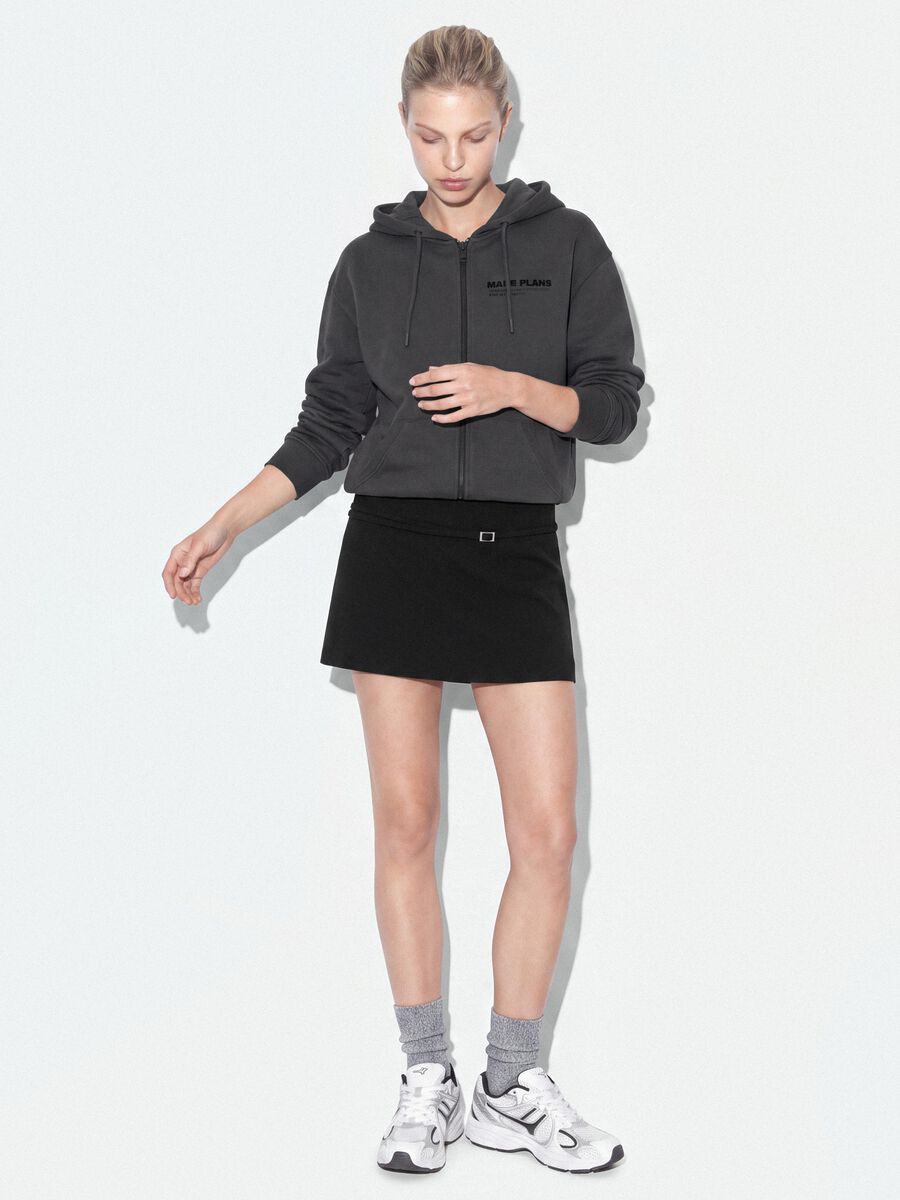 Felpa grigia in misto cotone con cappuccio e scritta relaxed fit_1