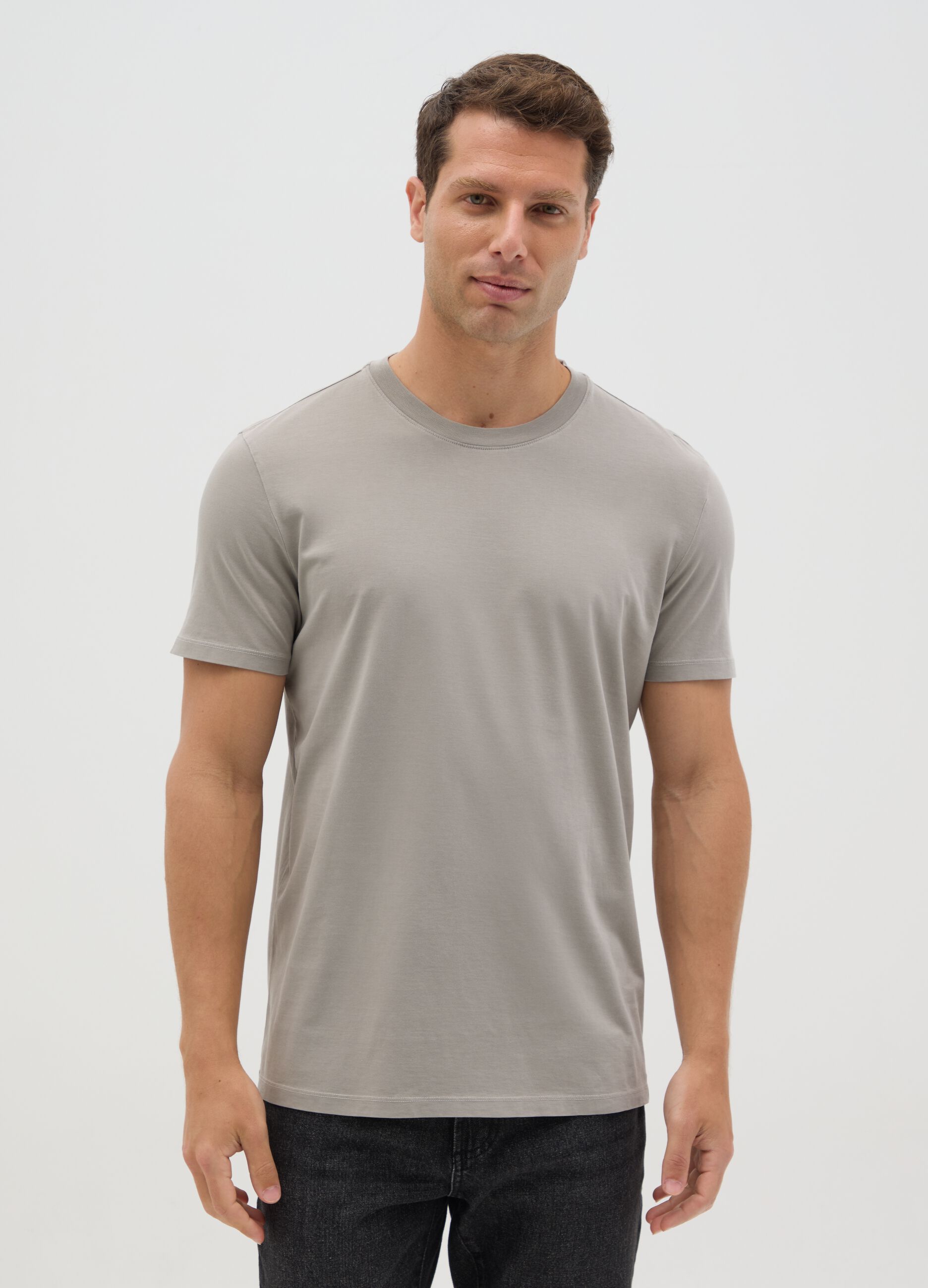 Men’s grey regular fit T-shirt in 100% cotton