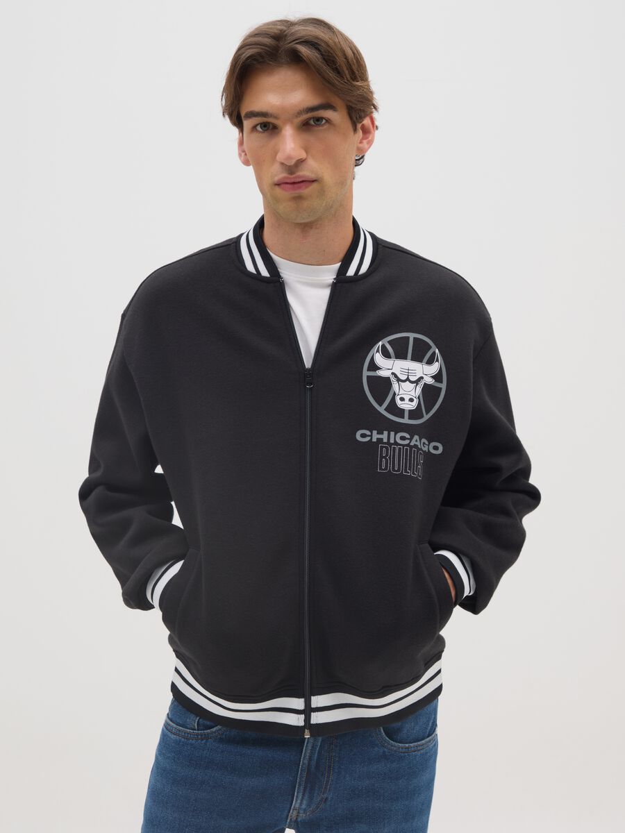 Black cotton blend bomber jacket of the Chicago Bulls_0