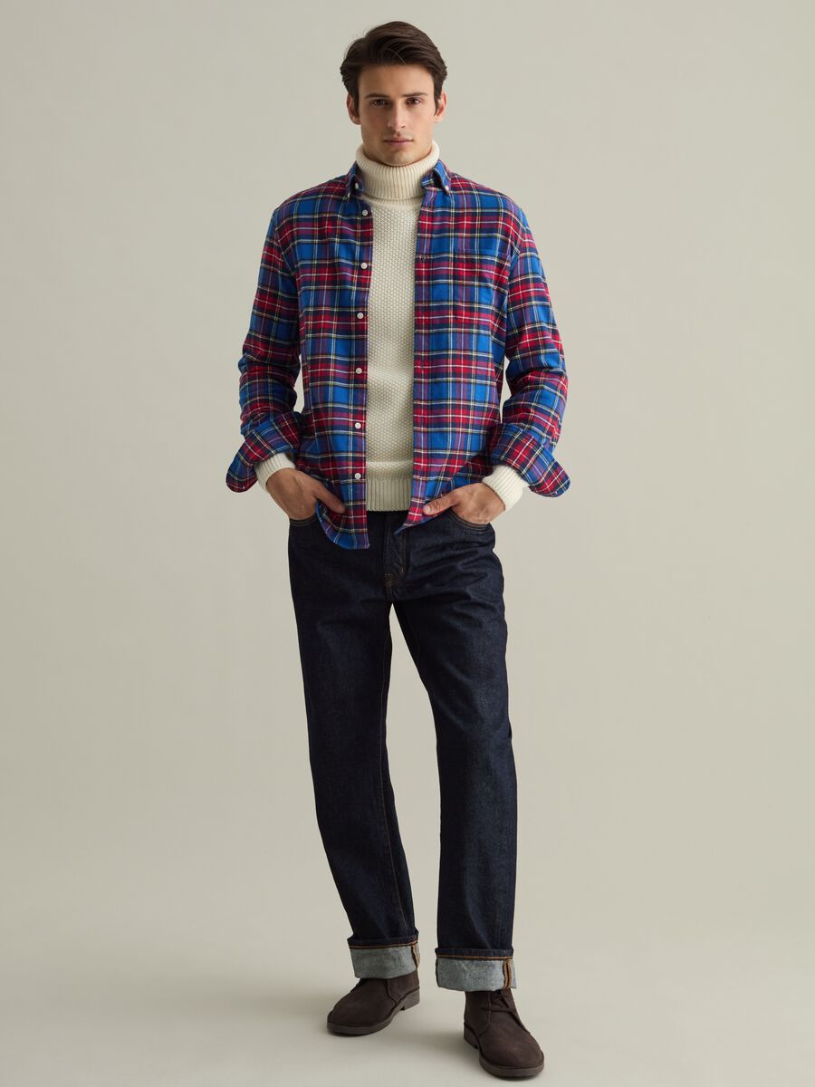 Flannel shirt with check pattern and button-down collar_1