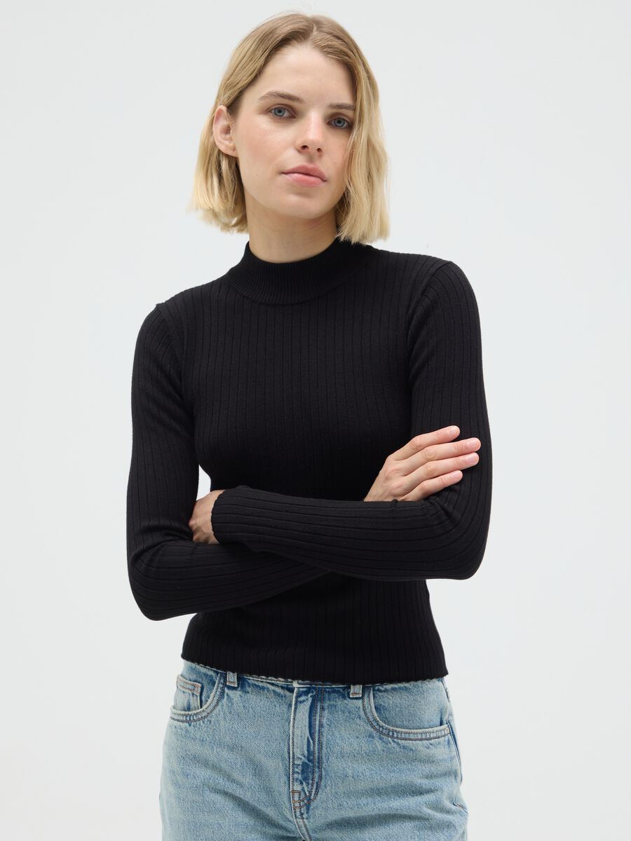 Black fitted viscose jumper_0