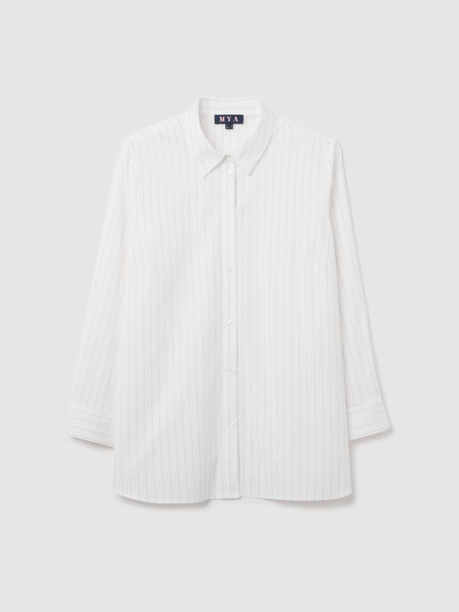 Curvy pinstripe shirt_4