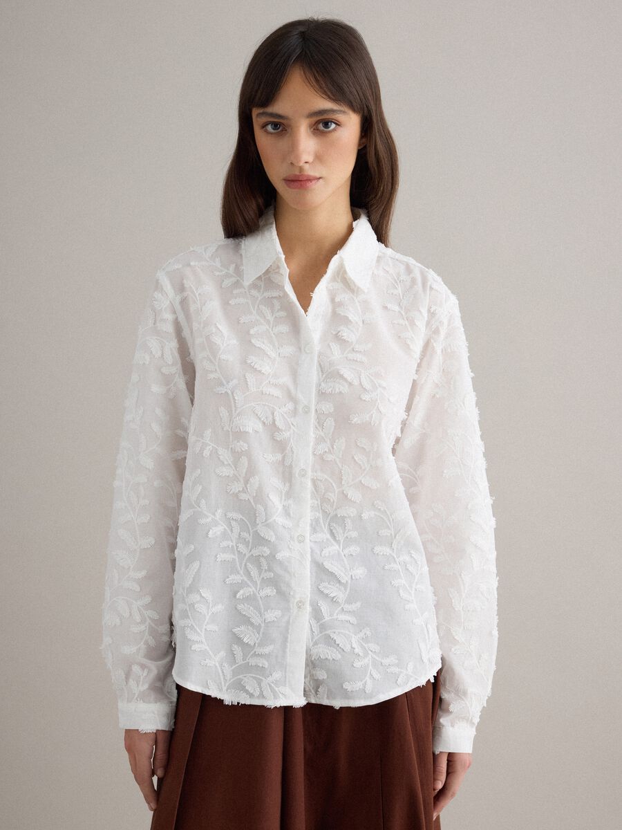 White oversized pure cotton shirt with floral embroidery_1