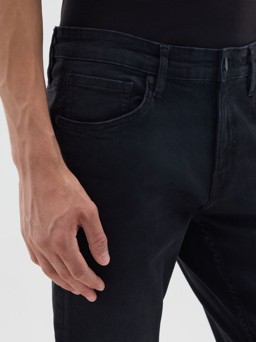Black stretchy cotton skinny fit jeans_3