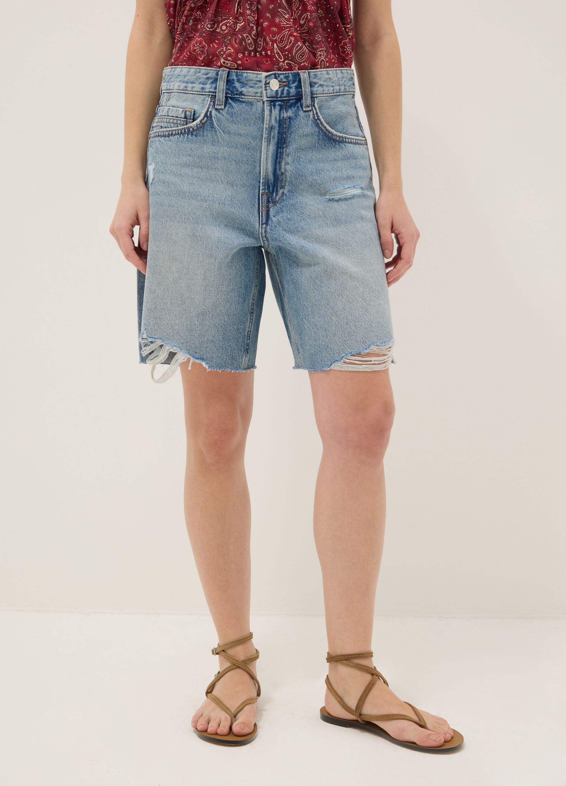 Azure denim pure cotton shorts with straight fit