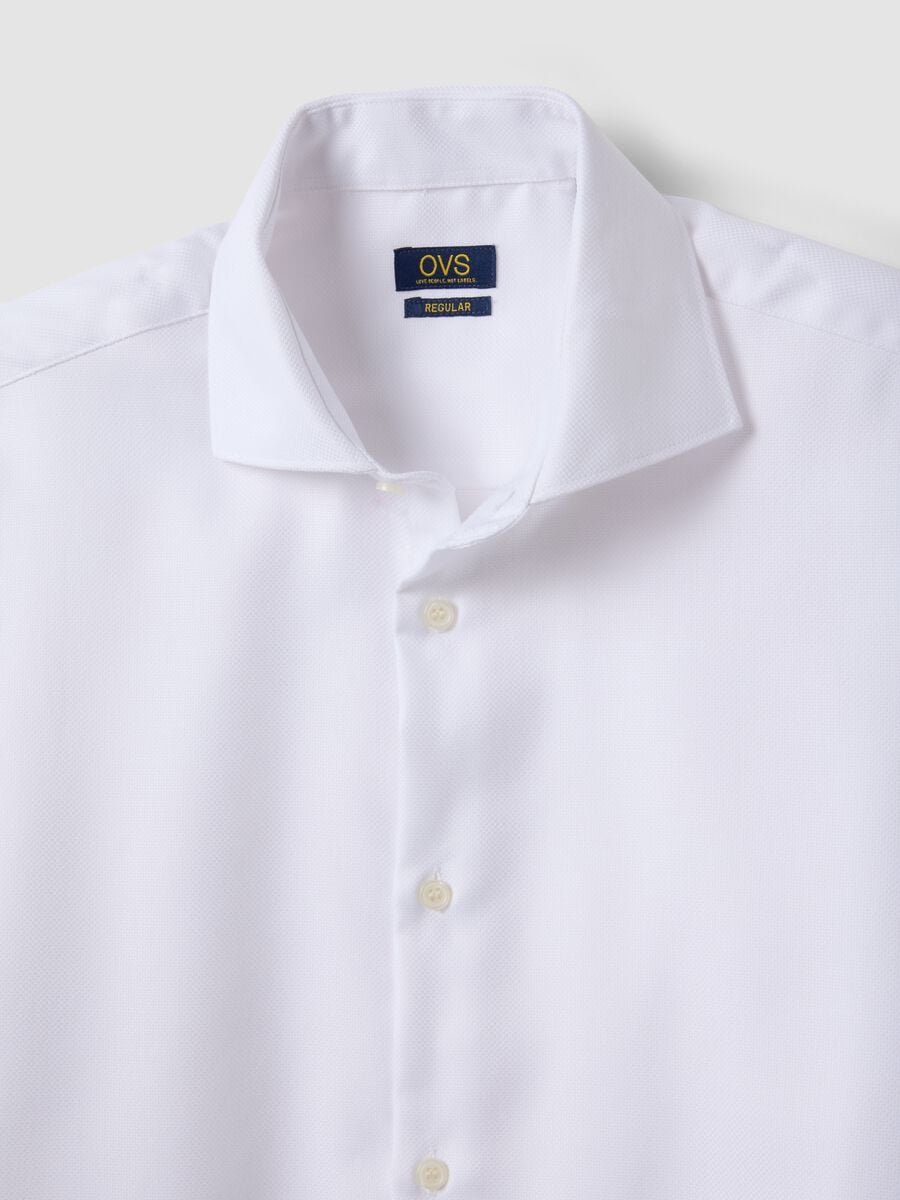 Camicia bianca regular fit in puro cotone con collo francese_2