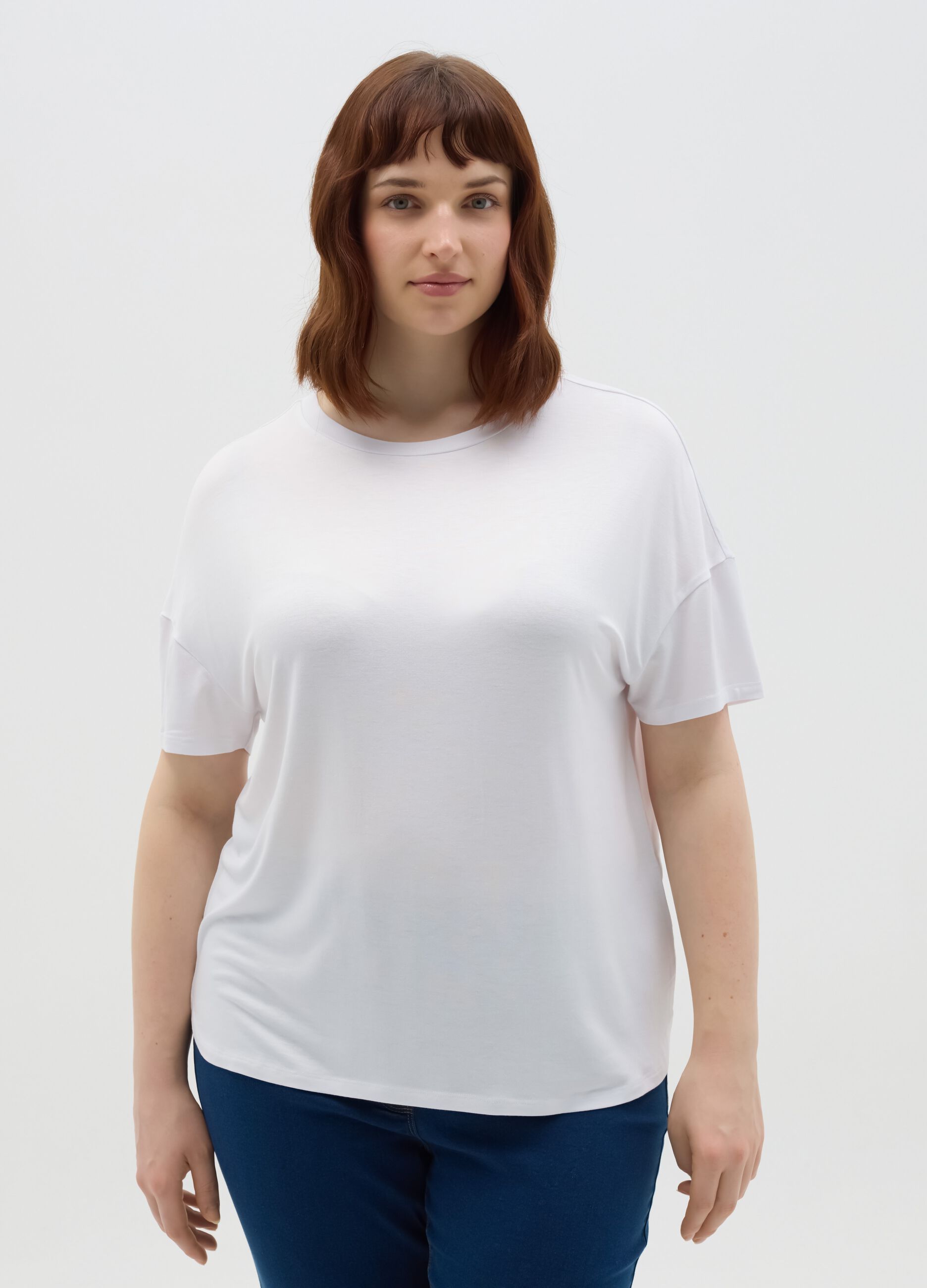 Curvy white regular-fit T-shirt in stretch viscose