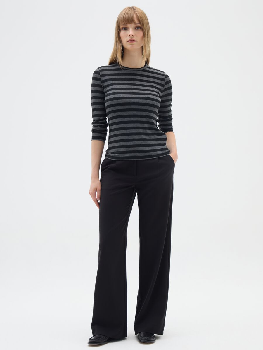 Grey striped long-sleeved stretch t-shirt_1