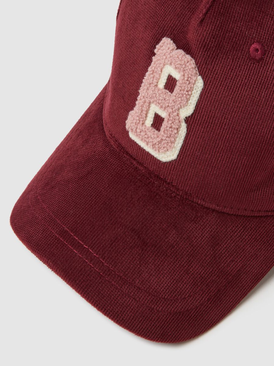 Cappellino da baseball in velluto rosso_1