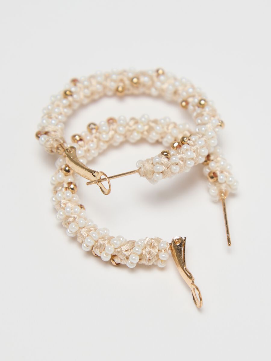 Hoop earrings with beads_2