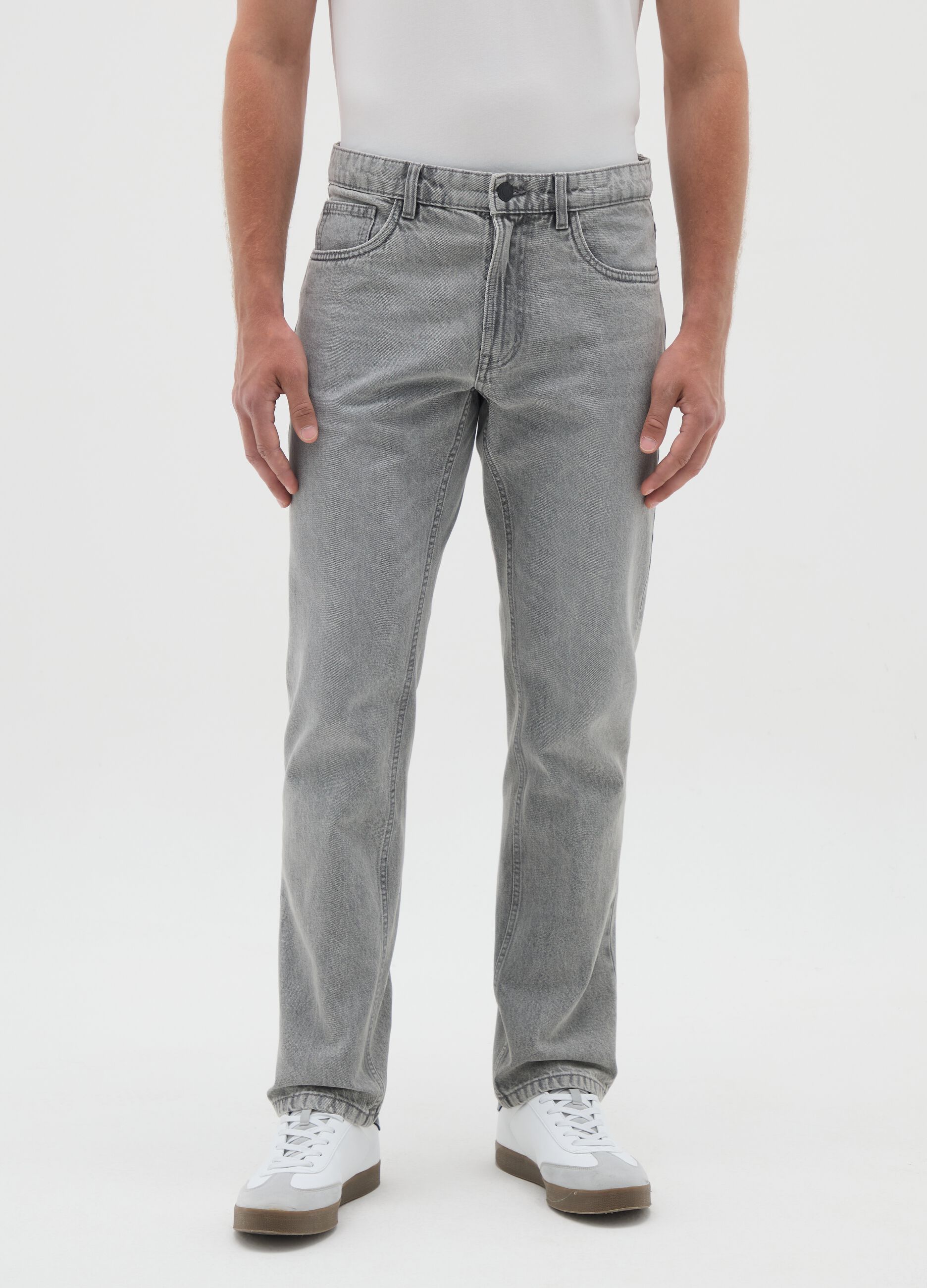 Men's regular fit grey pure cotton jeans