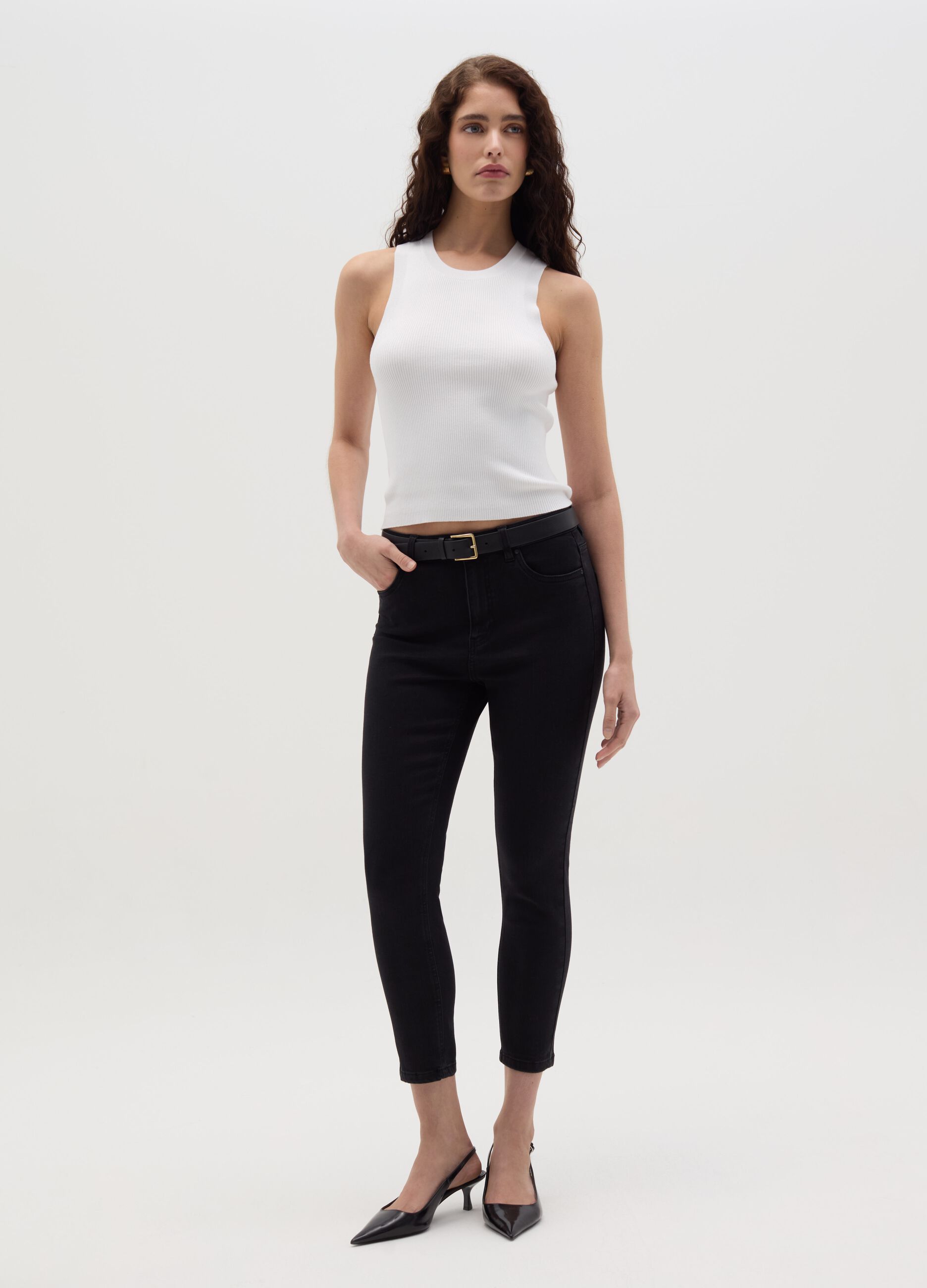 Ribbed tank top with halter neck