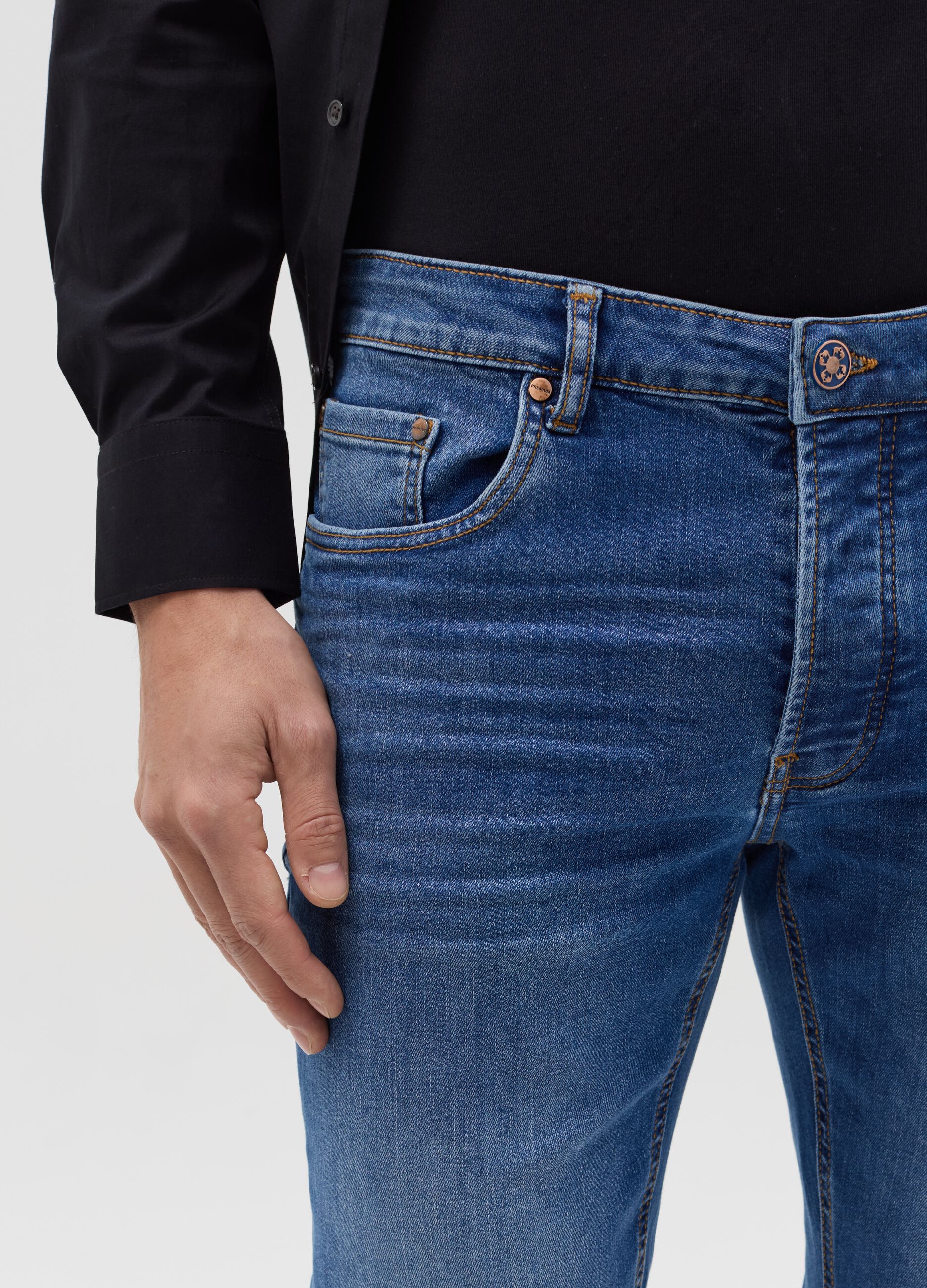 Slim-fit jeans with fading