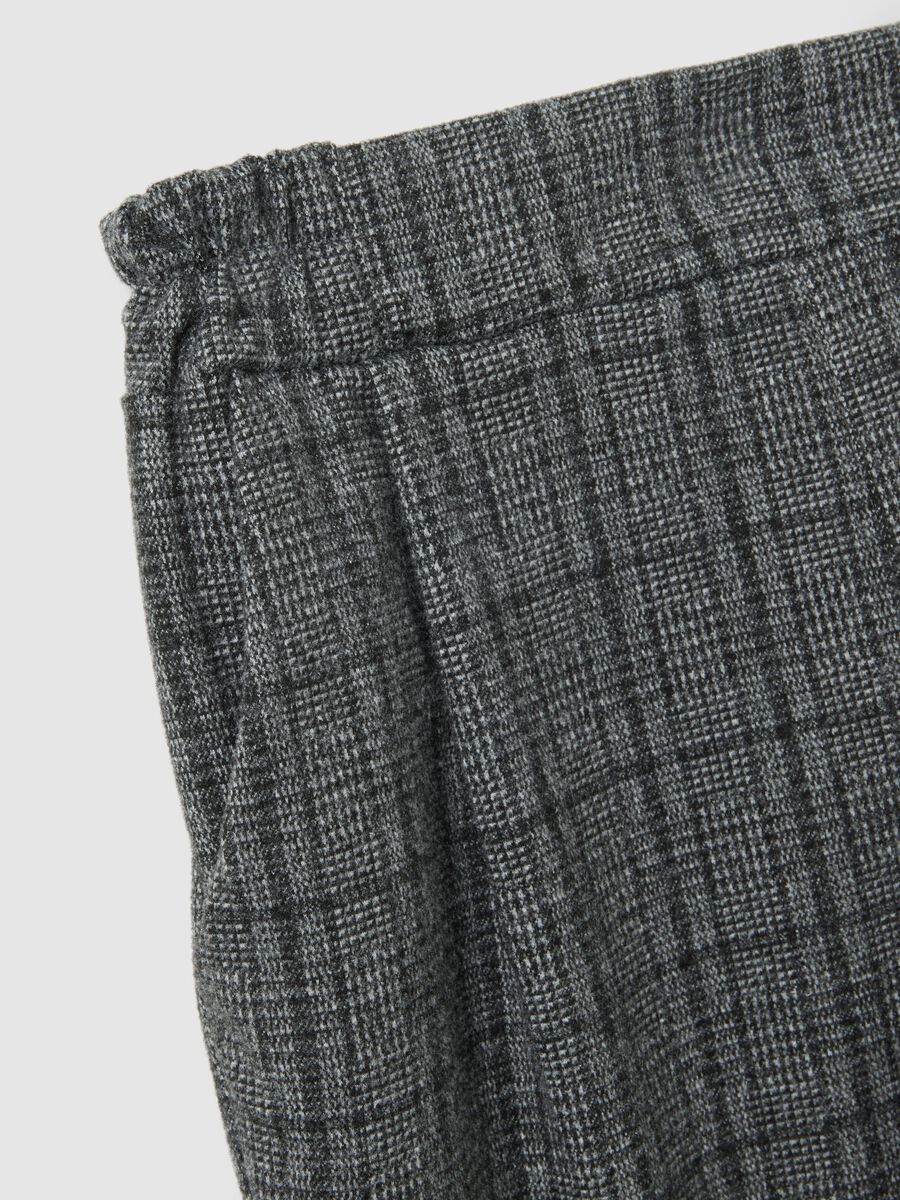 Grey checked trousers in stretch fabric regular fit_1