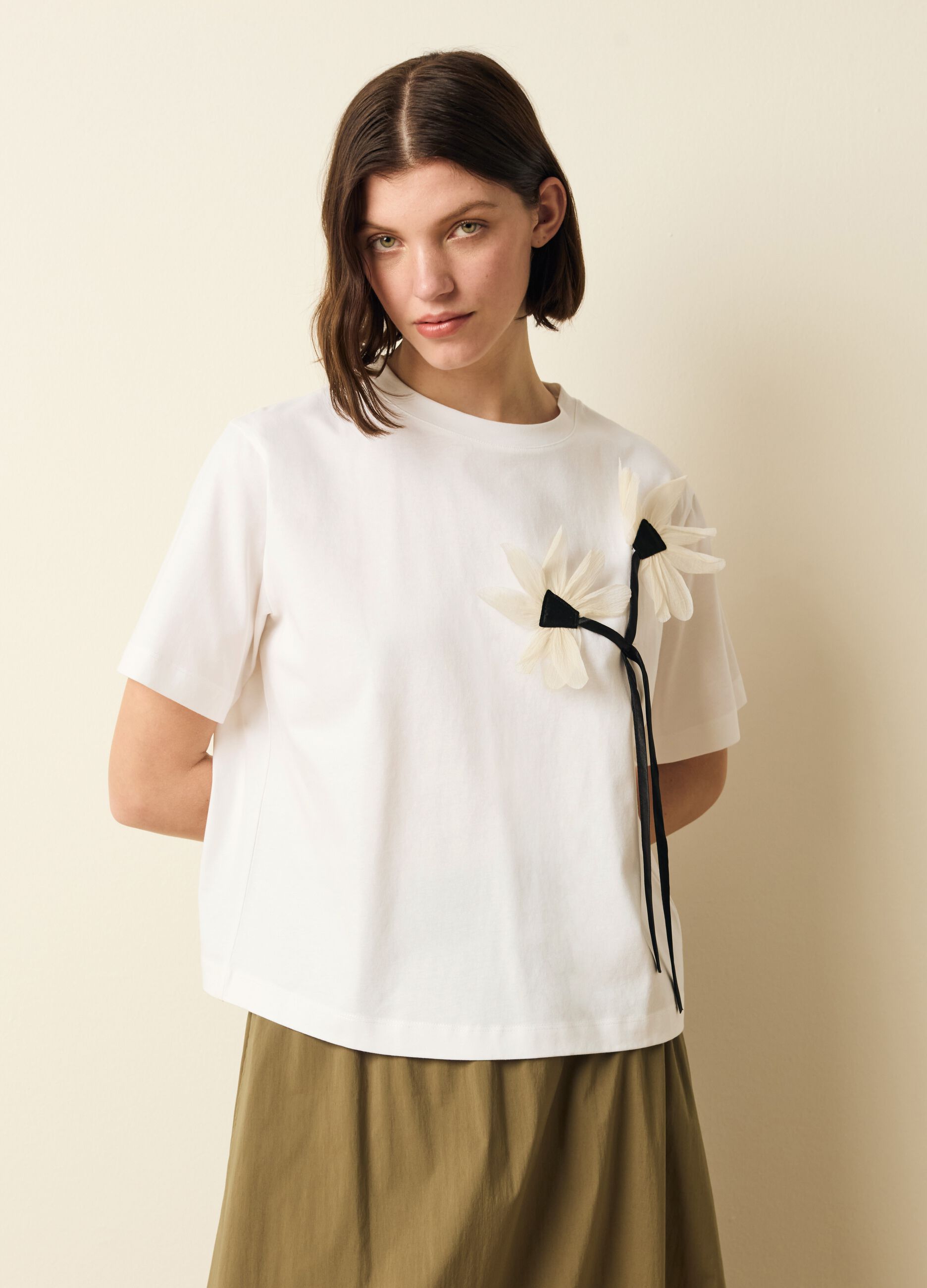 T-shirt with flowers application