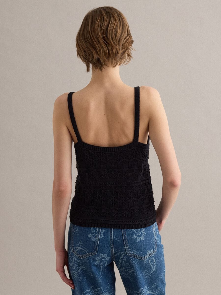 Black pure cotton regular-fit vest top with open-knit texture_3