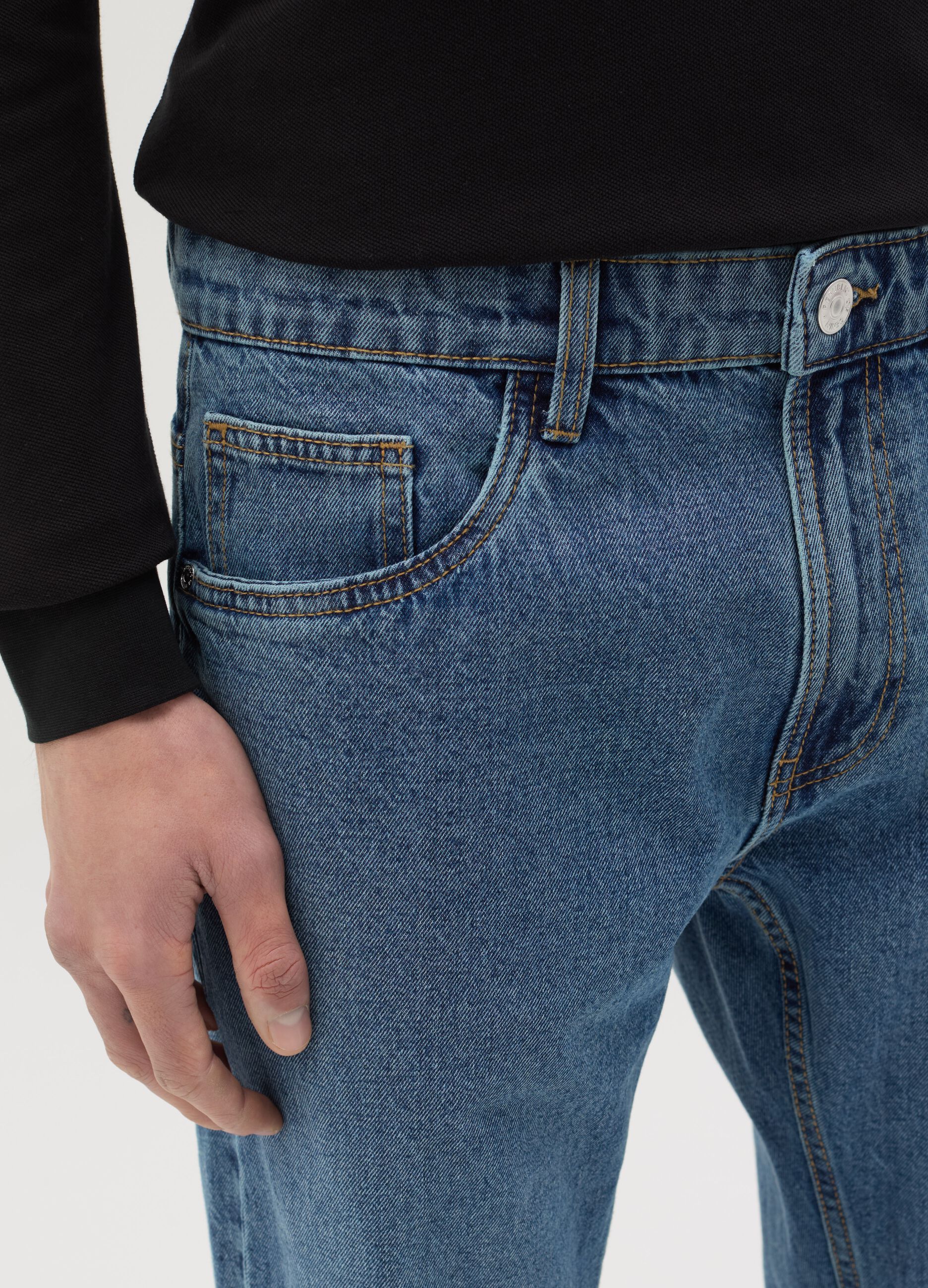 Regular-fit jeans with five pockets