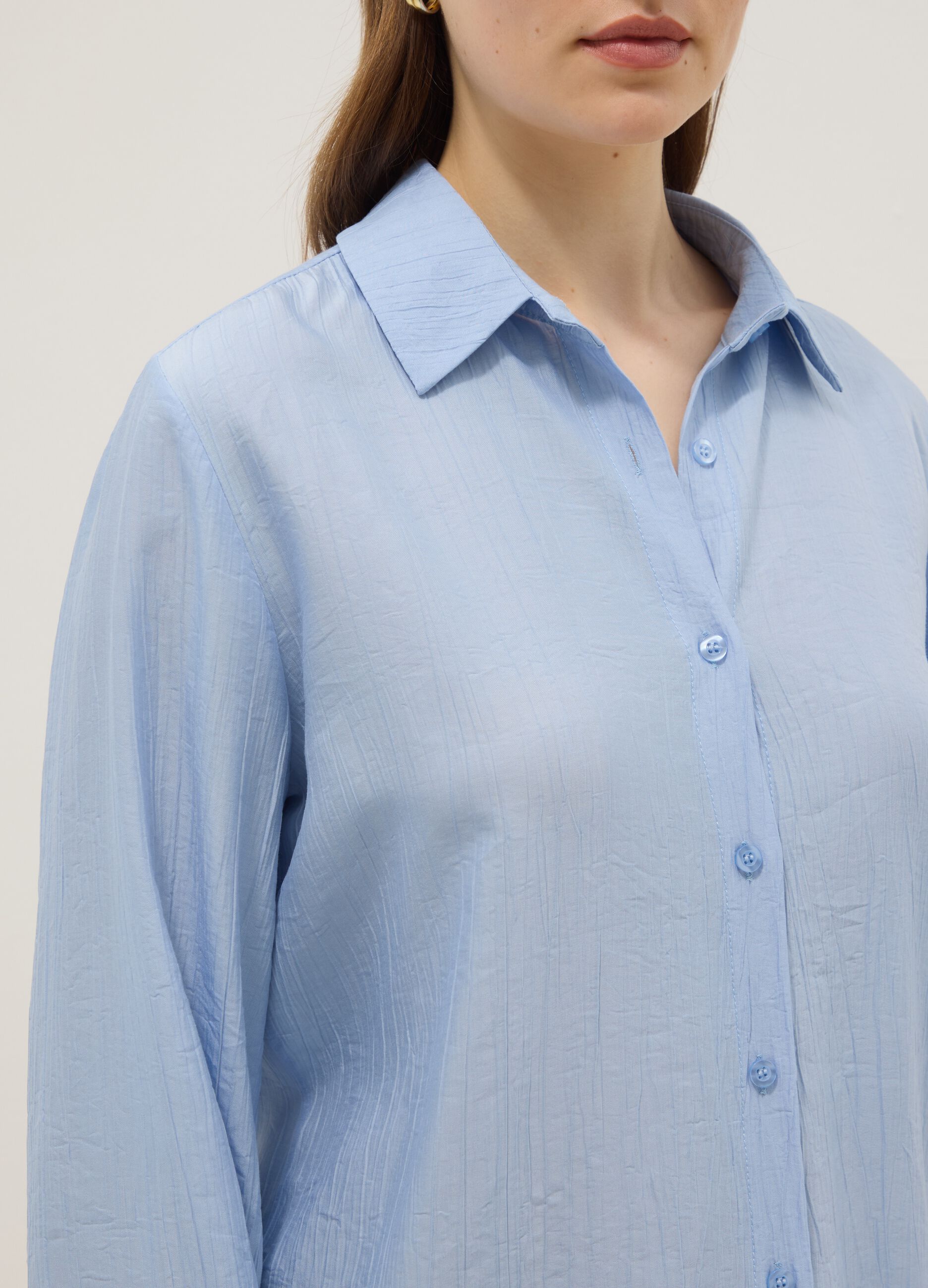 Light blue viscose-blend regular-fit shirt with crinkled texture