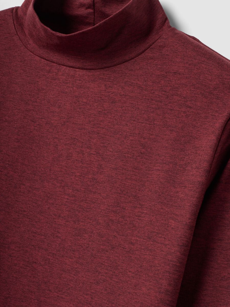 T-shirt rossa crop in tessuto elasticizzato con collo rialzato_5